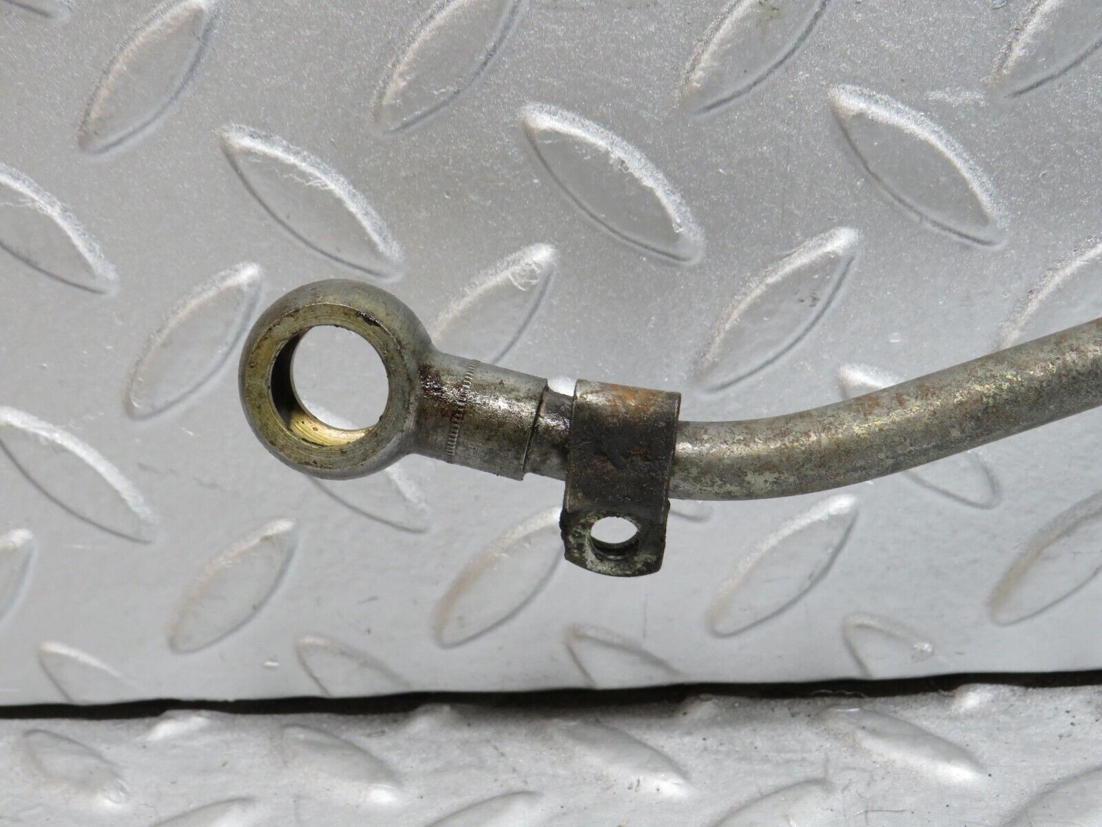 39325 Mercedes-Benz R107 500SL Gearbox Oil Hose Pipe