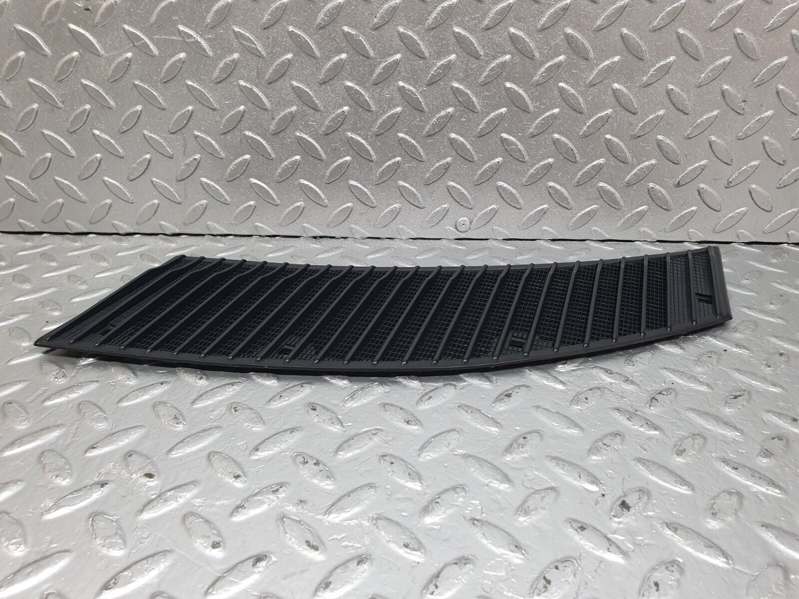 43902 Mercedes-Benz C123 230CE Coupe Air Intake Grill Left Side 1238362965