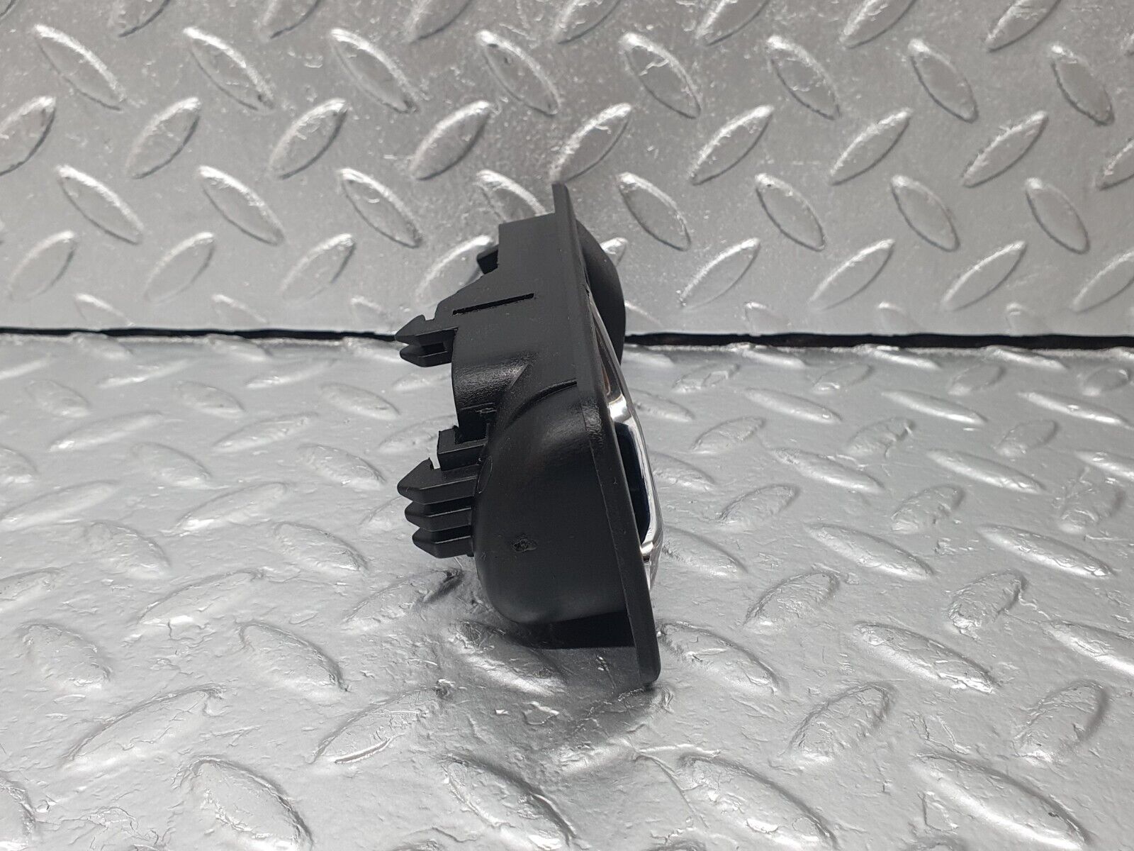 42778 Mercedes-Benz W201 190 2.0L Right Interior Door Handle 2017660264