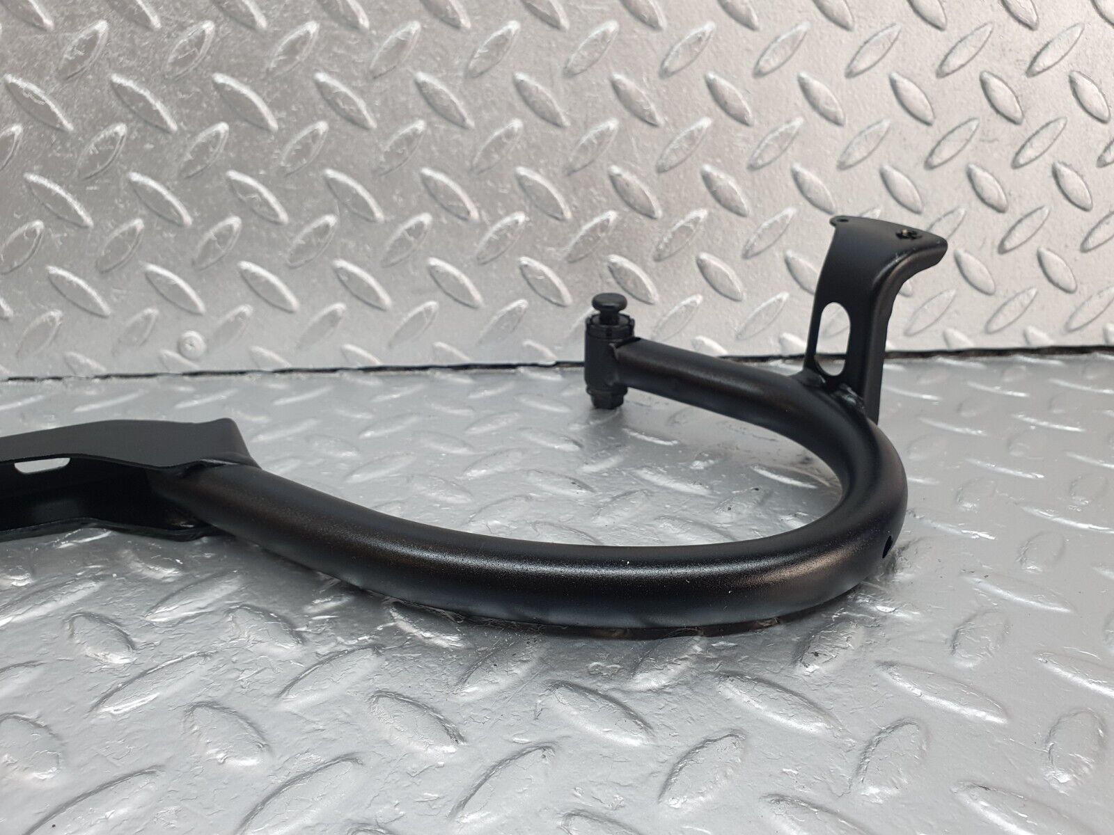 42839 Mercedes-Benz W201 190 2.0L Trunk Lid Hinge Right Side