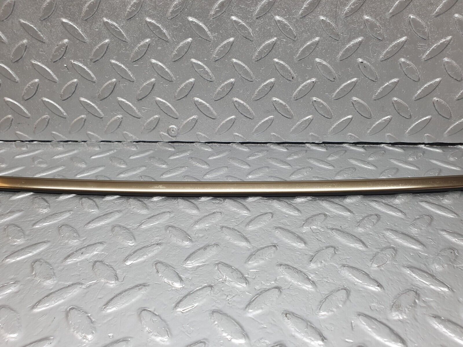 42641 Mercedes-Benz R129 320SL Coupe Front Windscreen Top Chrome Moulding Trim