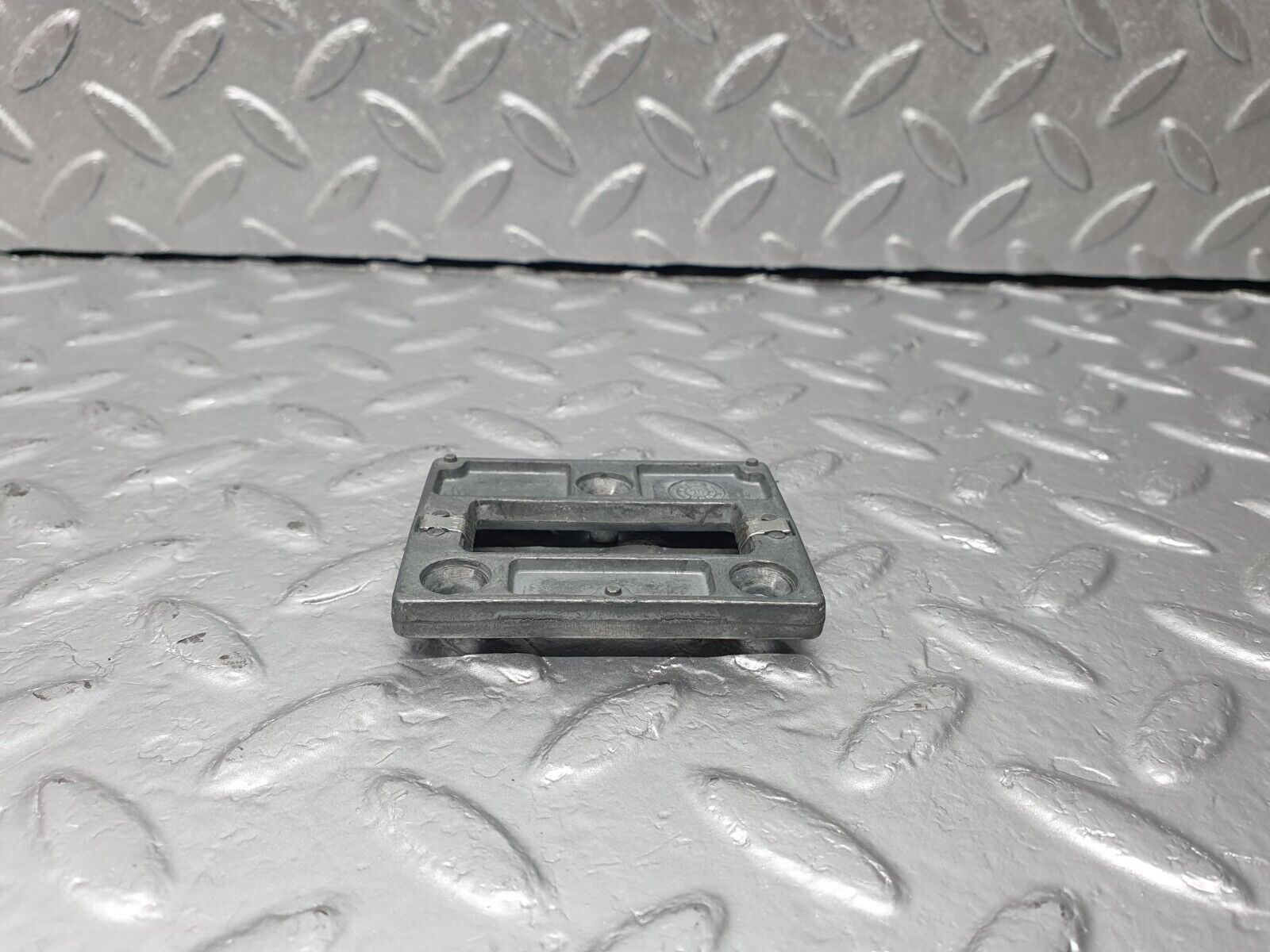 42297 Mercedes-Benz R129 320SL Coupe Rear View Mirror Bracket 1298110111 1298100011