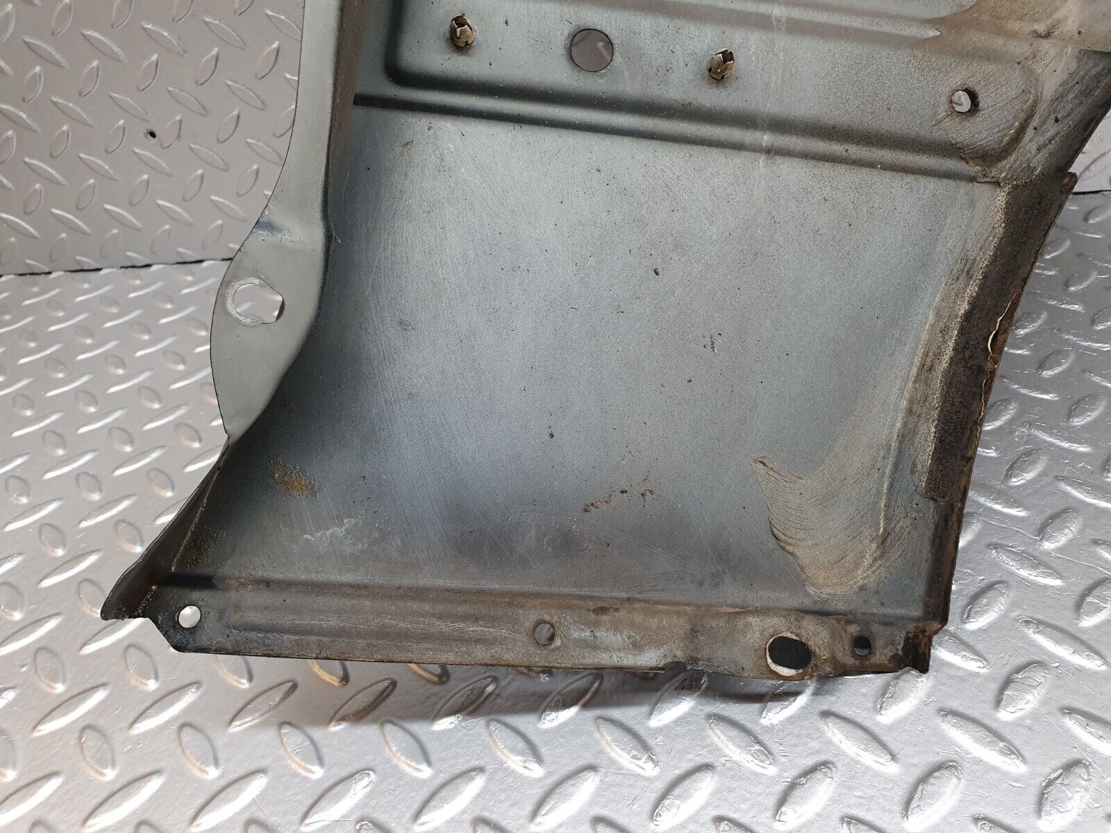 41835 Mercedes-Benz W202 C200 Front Left Fender Wing