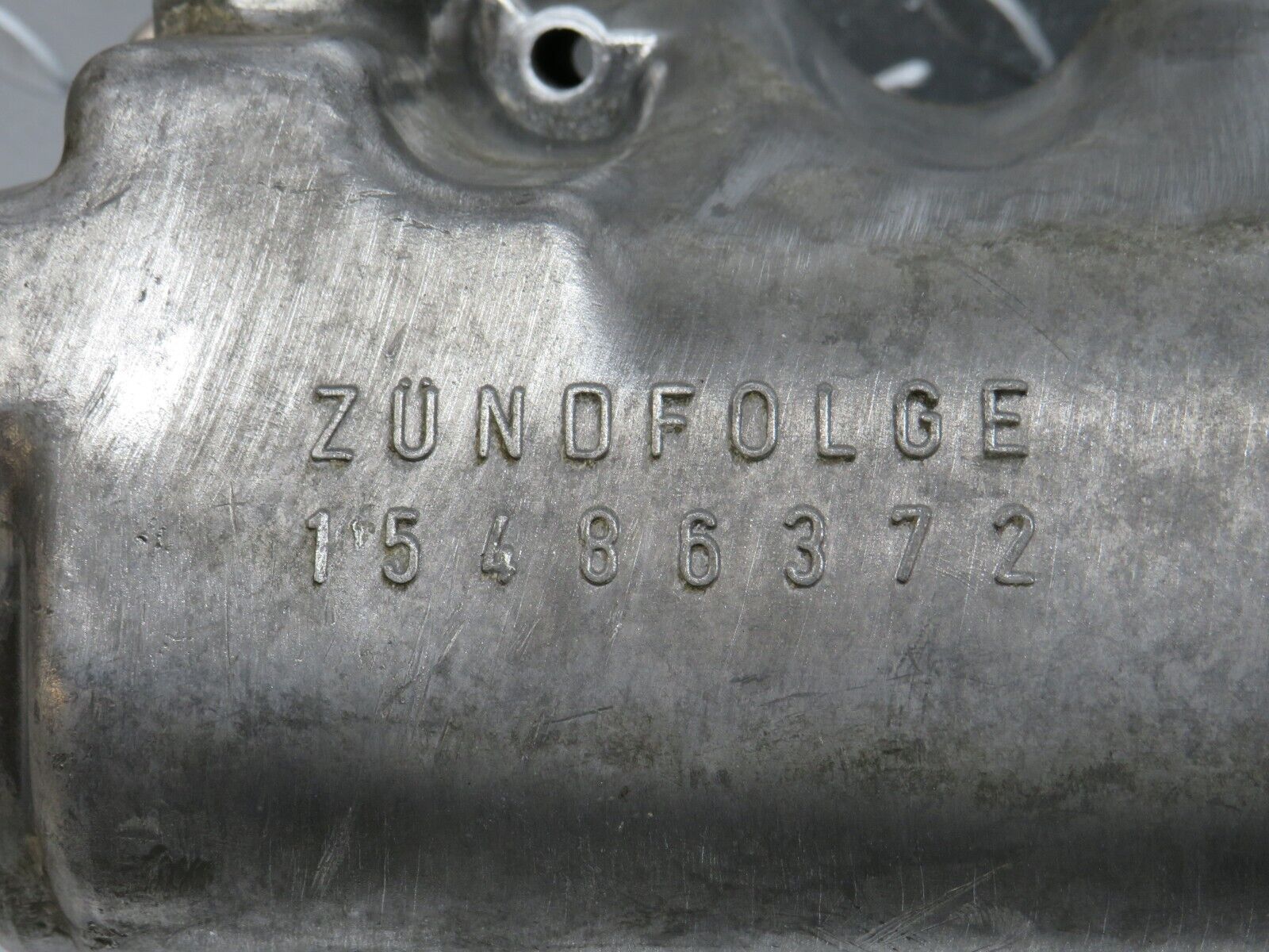 32749 Mercedes-Benz C107 R107 350 V8 Cylinder Head Valve Cover Right Side 1160161905