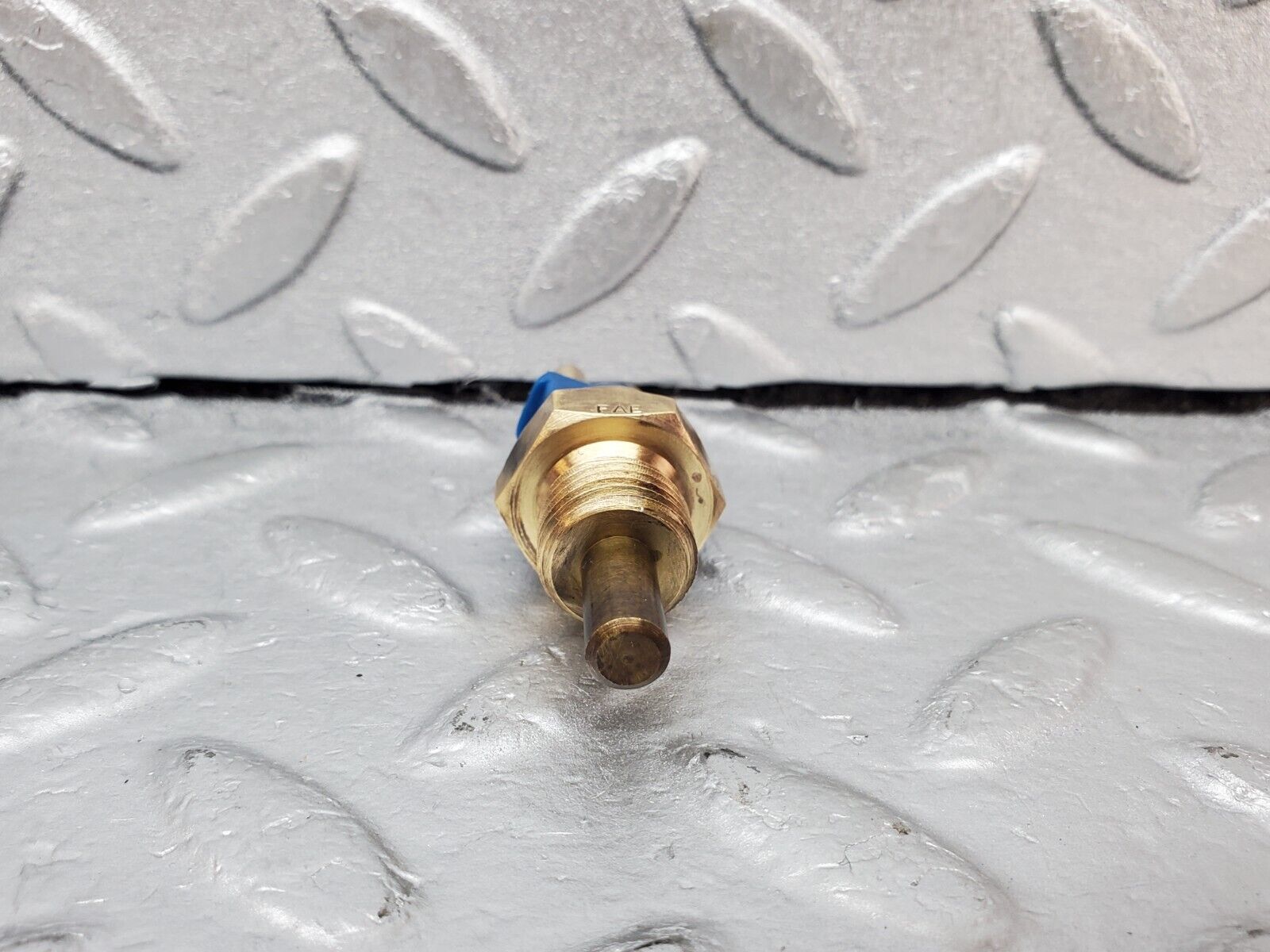 45073 Mercedes-Benz R129 300SL Coupe Temperature Sensor