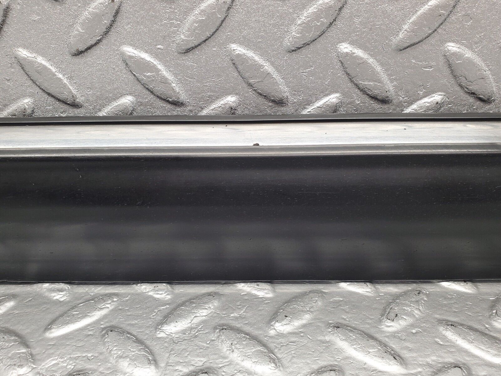 46332 Mercedes-Benz C123 280CE Coupe Left Door Lower Moulding Trim 1236903380