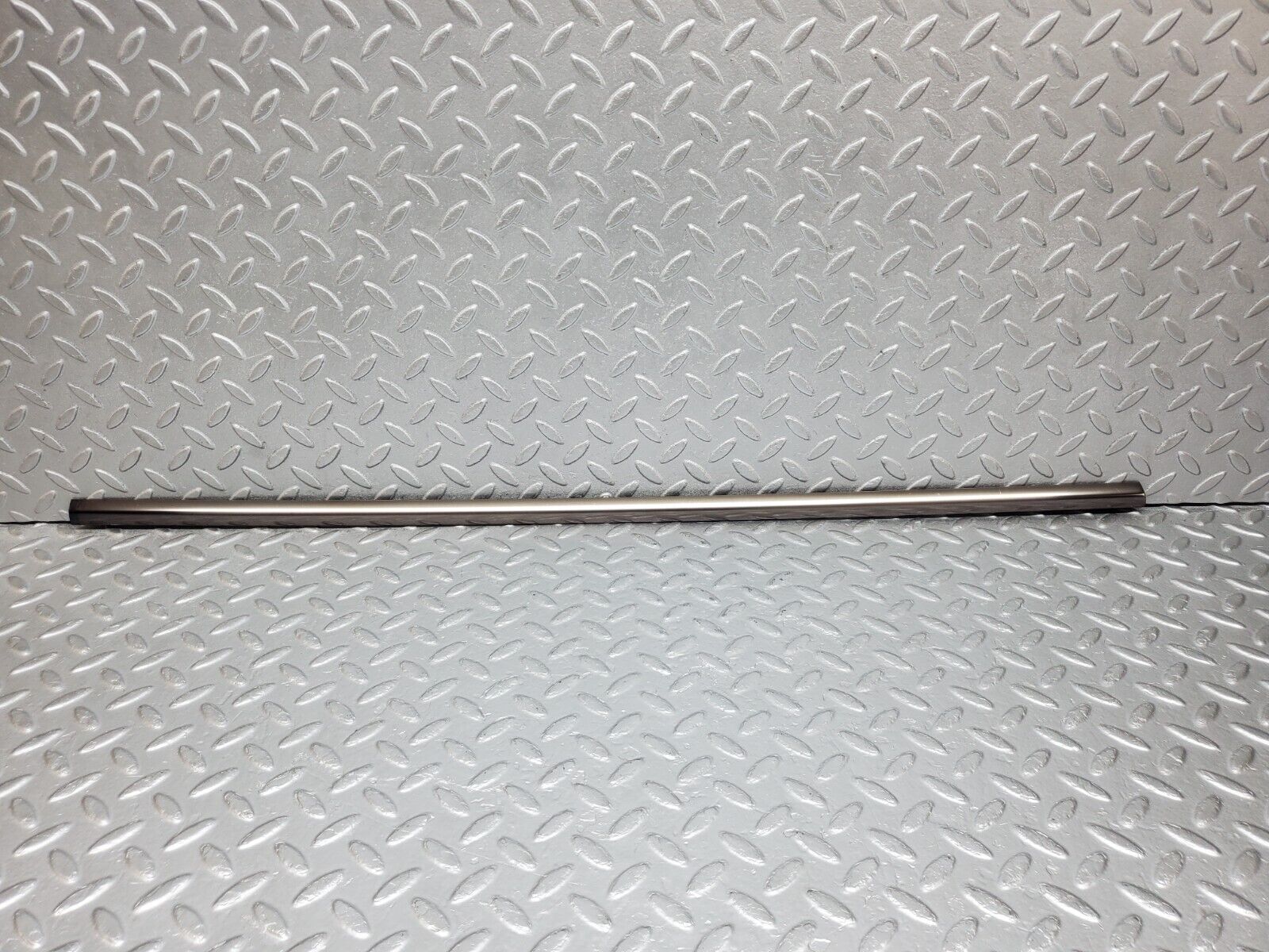 45136 Mercedes-Benz R129 300SL Coupe Left Door Window Moulding Trim