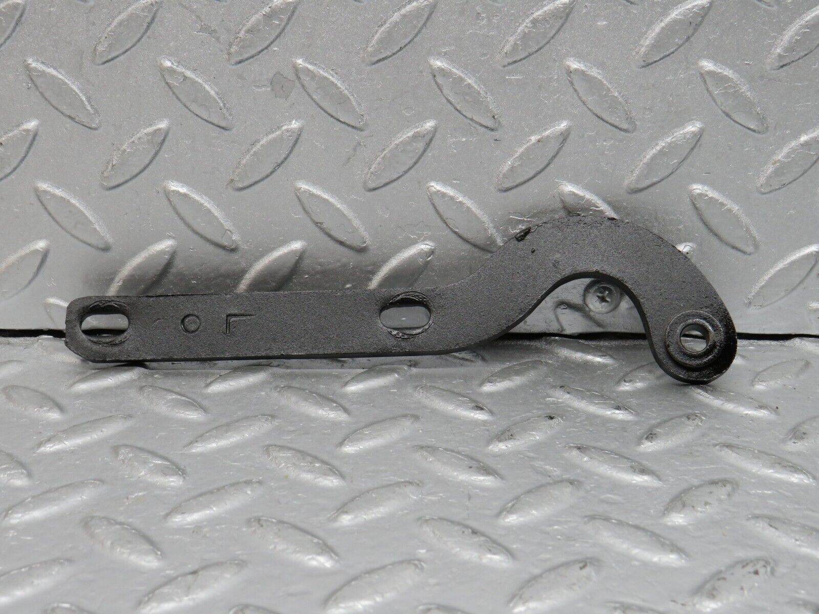 39255 Mercedes-Benz R107 500SL Left Bonnet Hinge Support