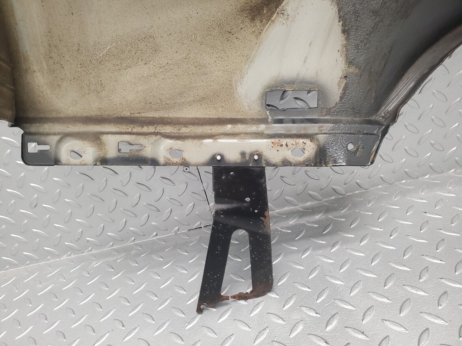 46124 Mercedes-Benz R129 Front Left Wing Fender