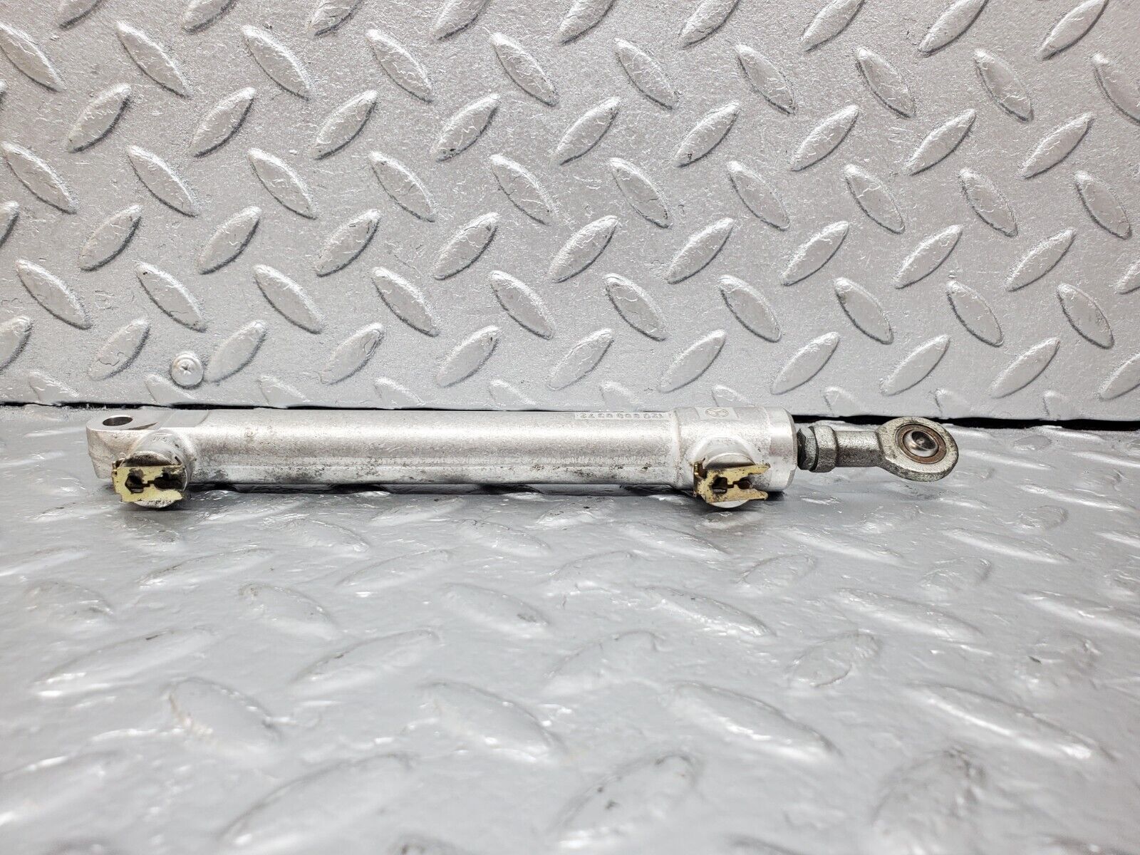 44986 Mercedes-Benz R129 300SL Coupe Roof Folding Hydraulic Cylinder 1298000372