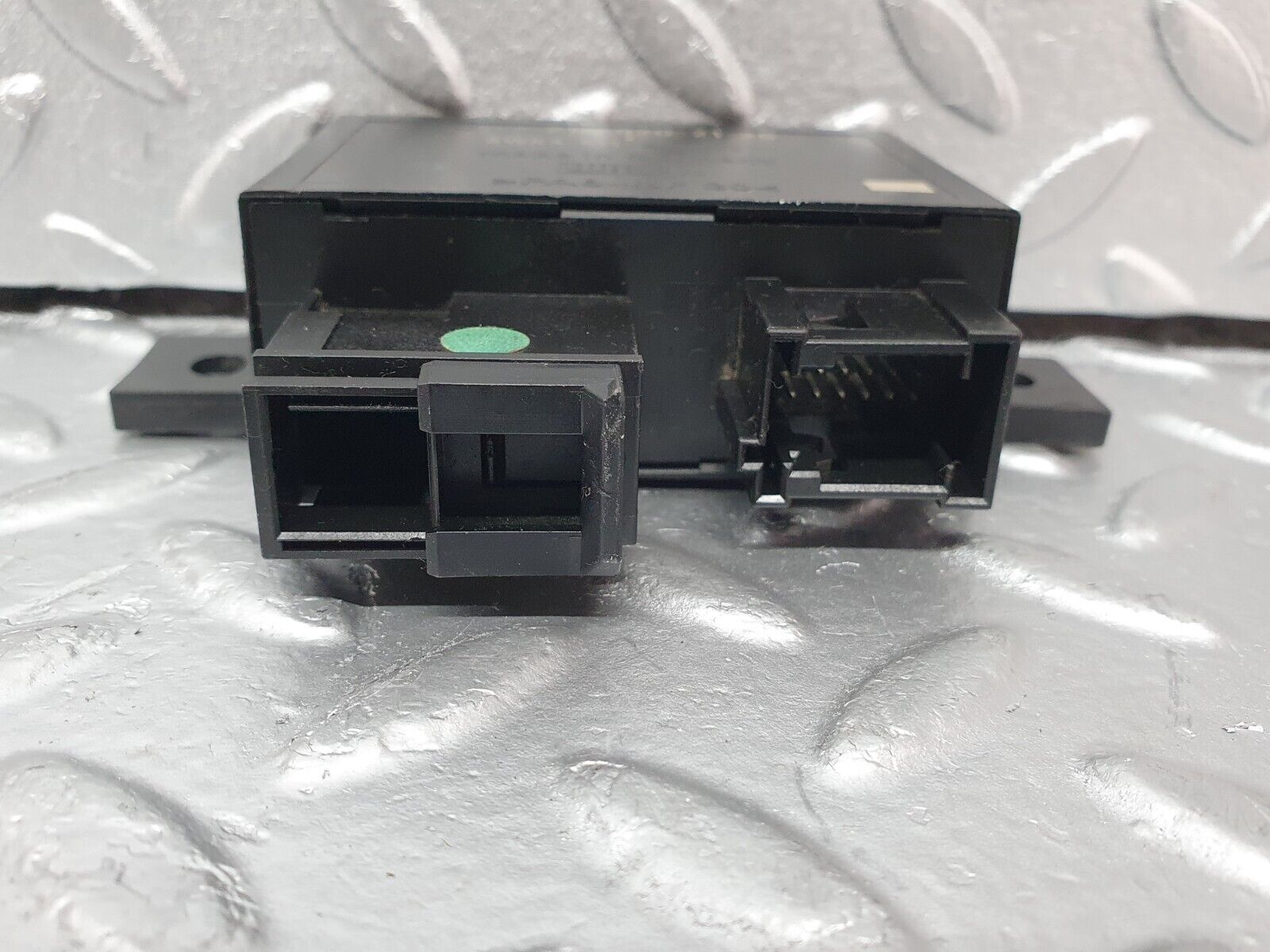 42153 Mercedes-Benz R129 320SL Coupe Remote Central Locking Control Module 2108202126