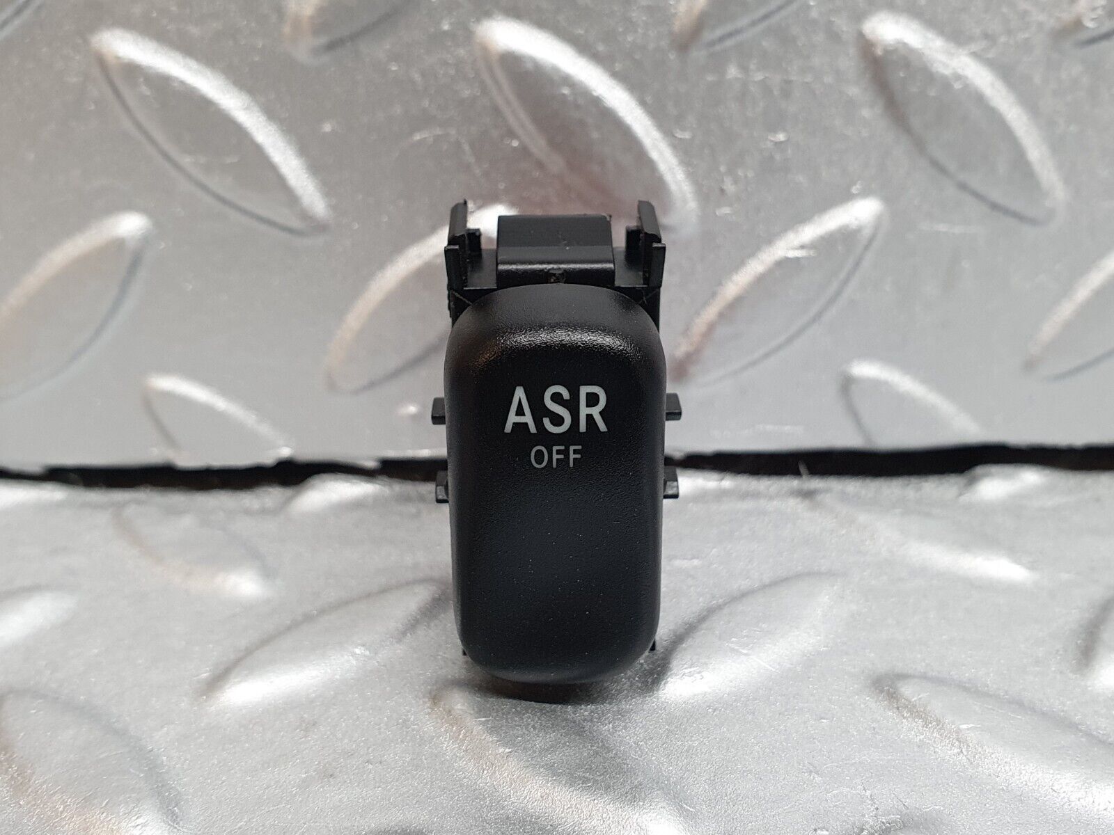 42050 Mercedes-Benz W202 C200 ASR Switch 2108202810