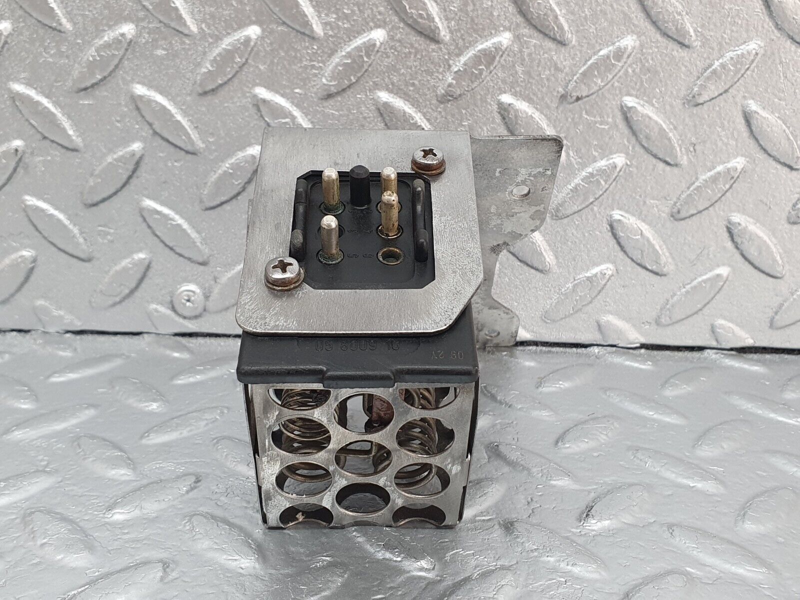 43769 Mercedes-Benz C126 380SEC Coupe Heater Blower Resistor