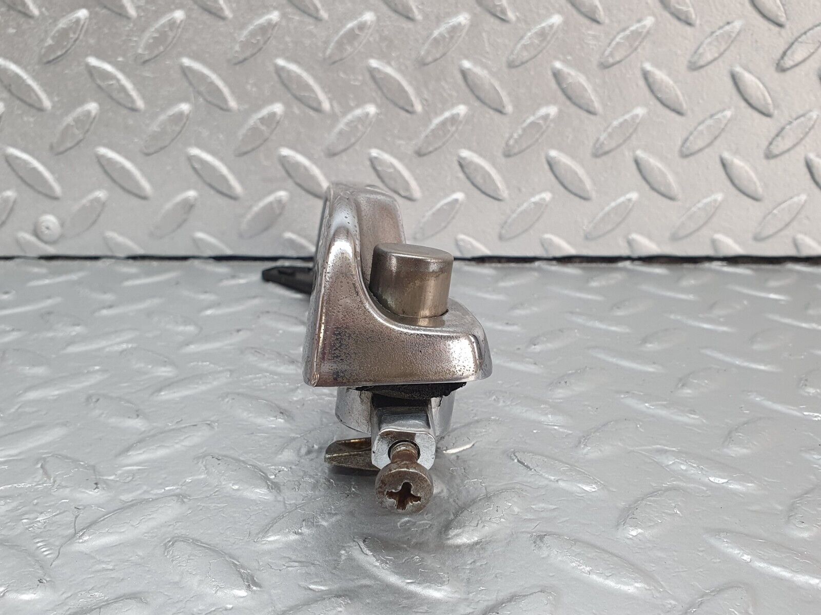 43161 Mercedes-Benz W108 280SE Rear Right Door Exterior Handle 1087661005 1087661202