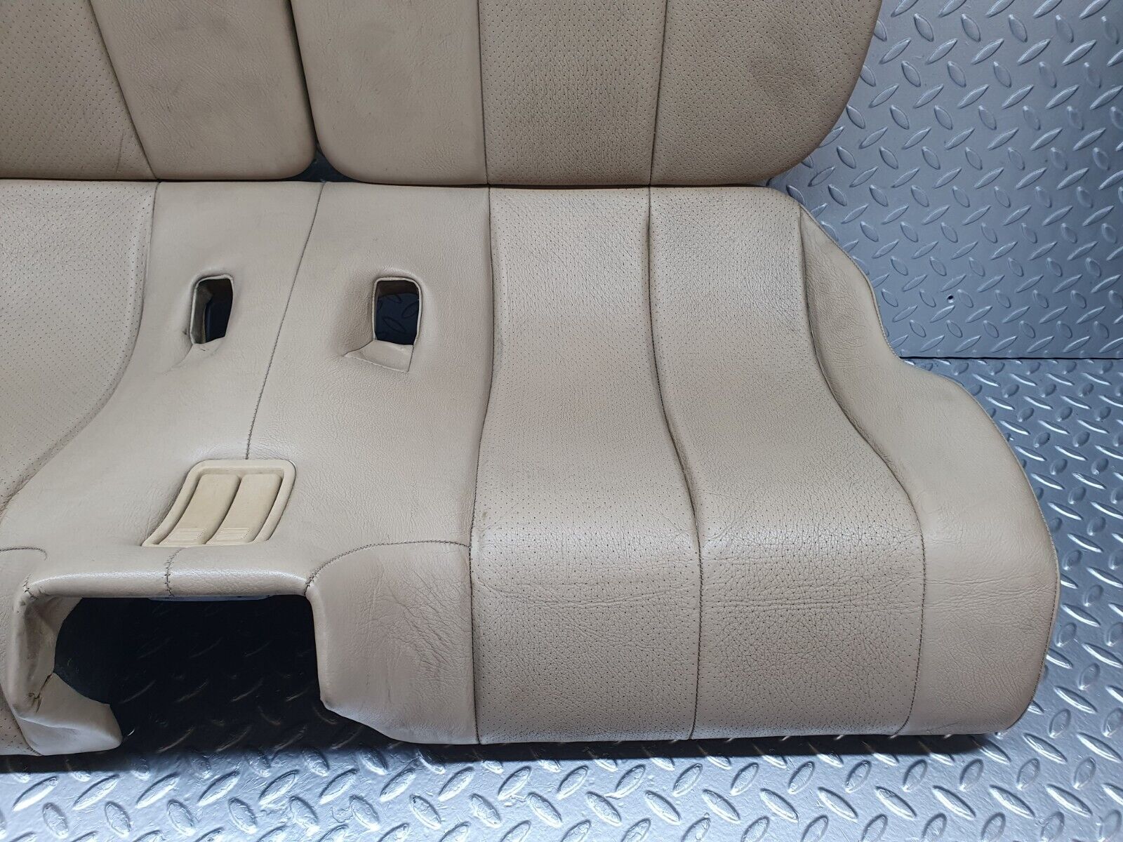 42418 Mercedes-Benz R129 320SL Coupe Rear Seat Beige Leather 1299220101 129920020