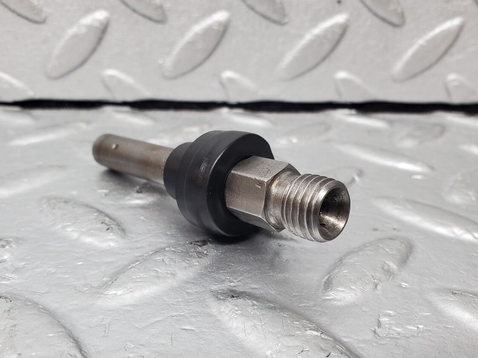 45462 Mercedes-Benz 280E M110.988 Fuel Injector Bosch 0437502010