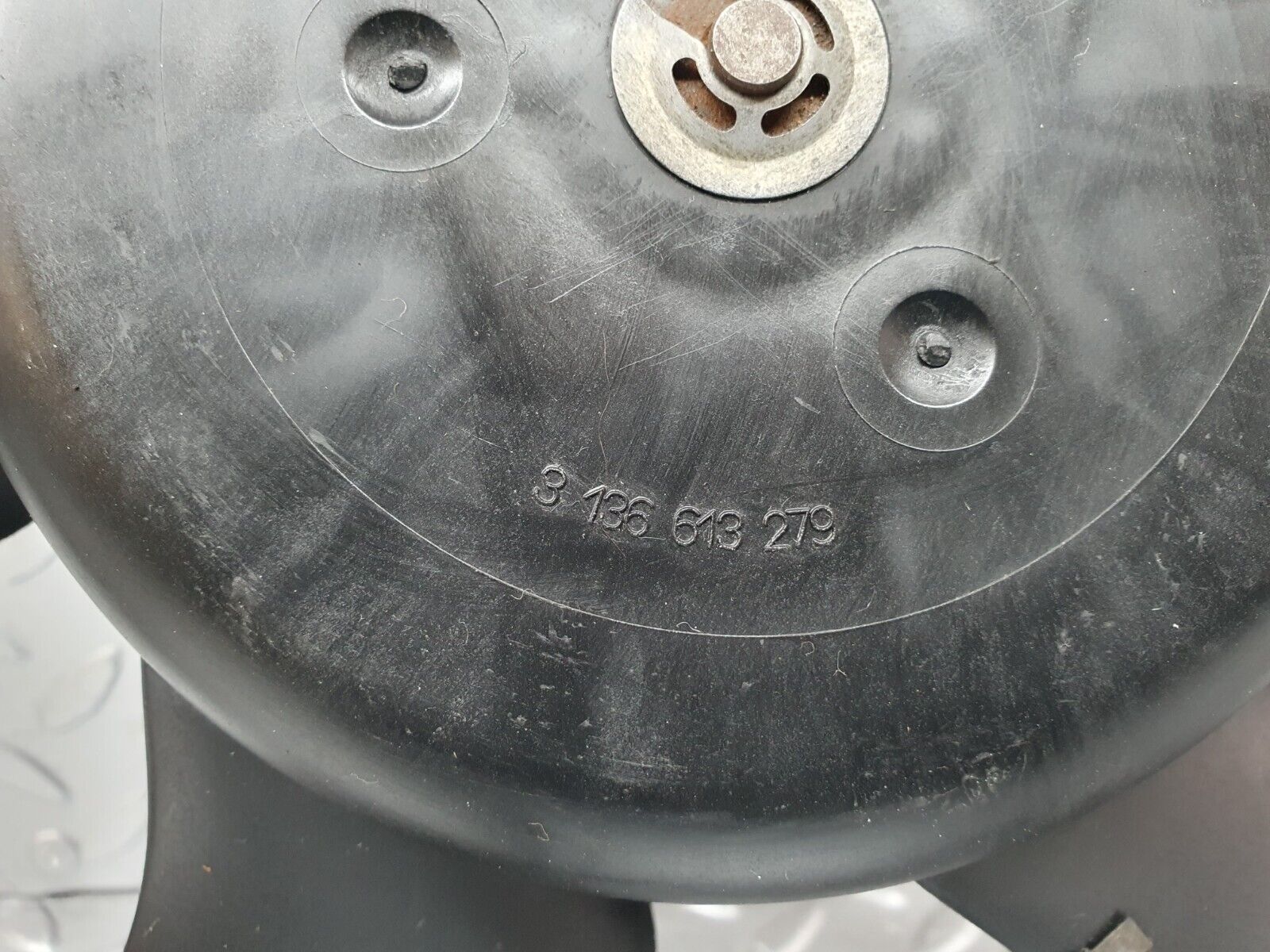 41852 Mercedes-Benz W202 C200 Radiator Cooling Fan 3136613279