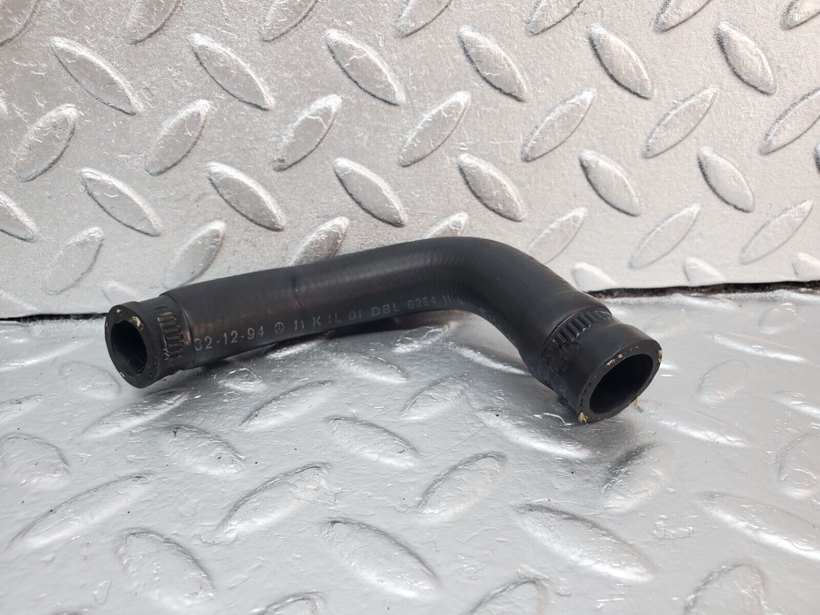 45689 Mercedes-Benz W126 420SE Heater Hose Pipe 1268321294