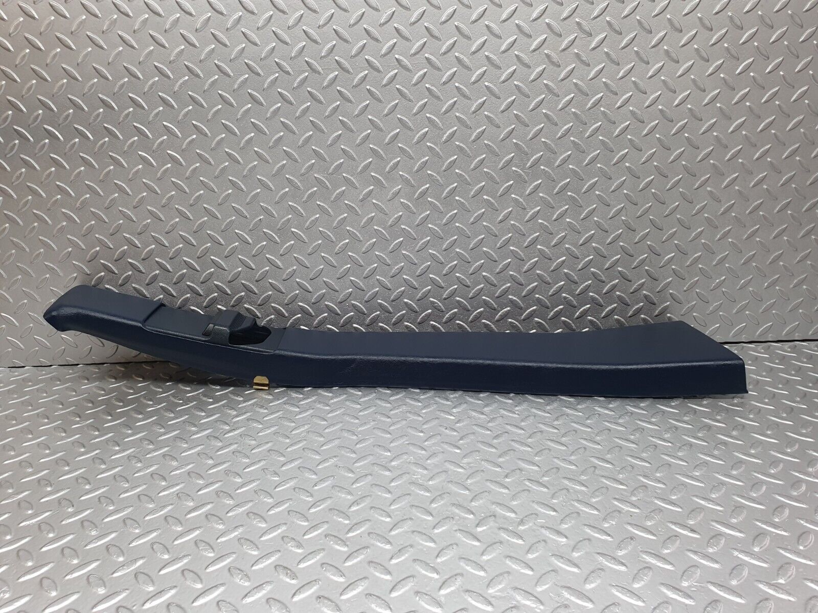 42653 Mercedes-Benz W201 190 2.0L B Pillar Cover Right Blue 2016921889 2016920044