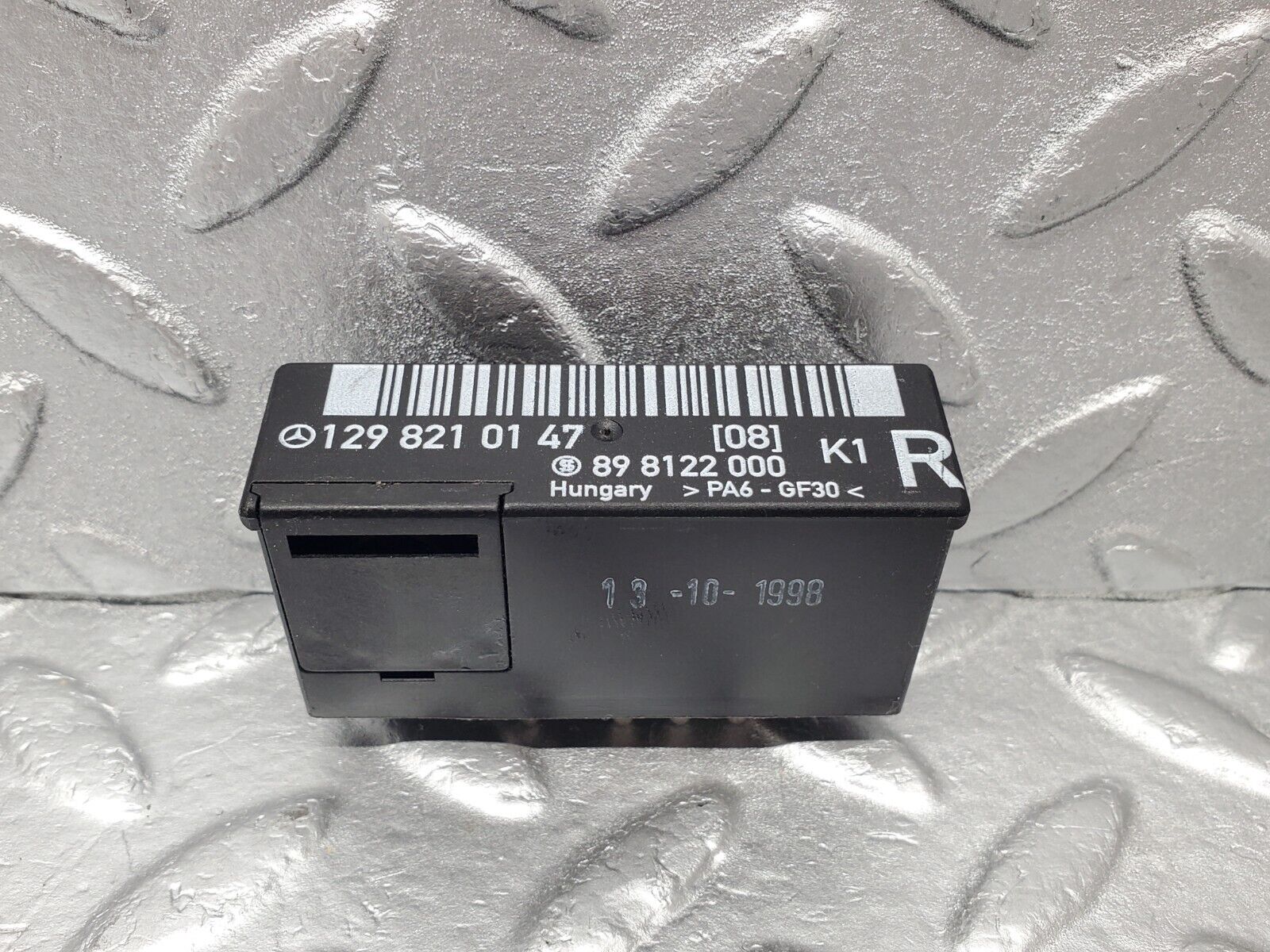 46827 Mercedes-Benz R129 320SL Coupe Seat Locking Relay Right 1298210147