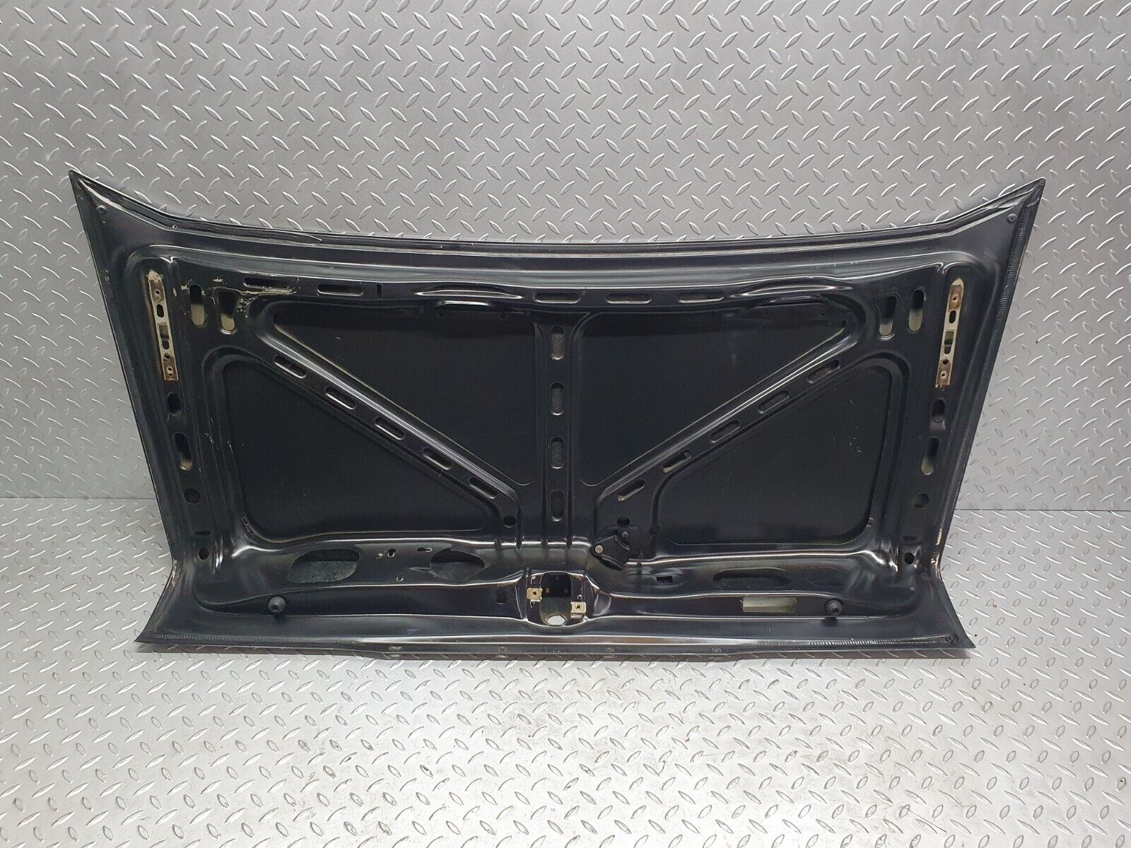 42973 Mercedes-Benz W201 190 Boot Lid Trunk Door