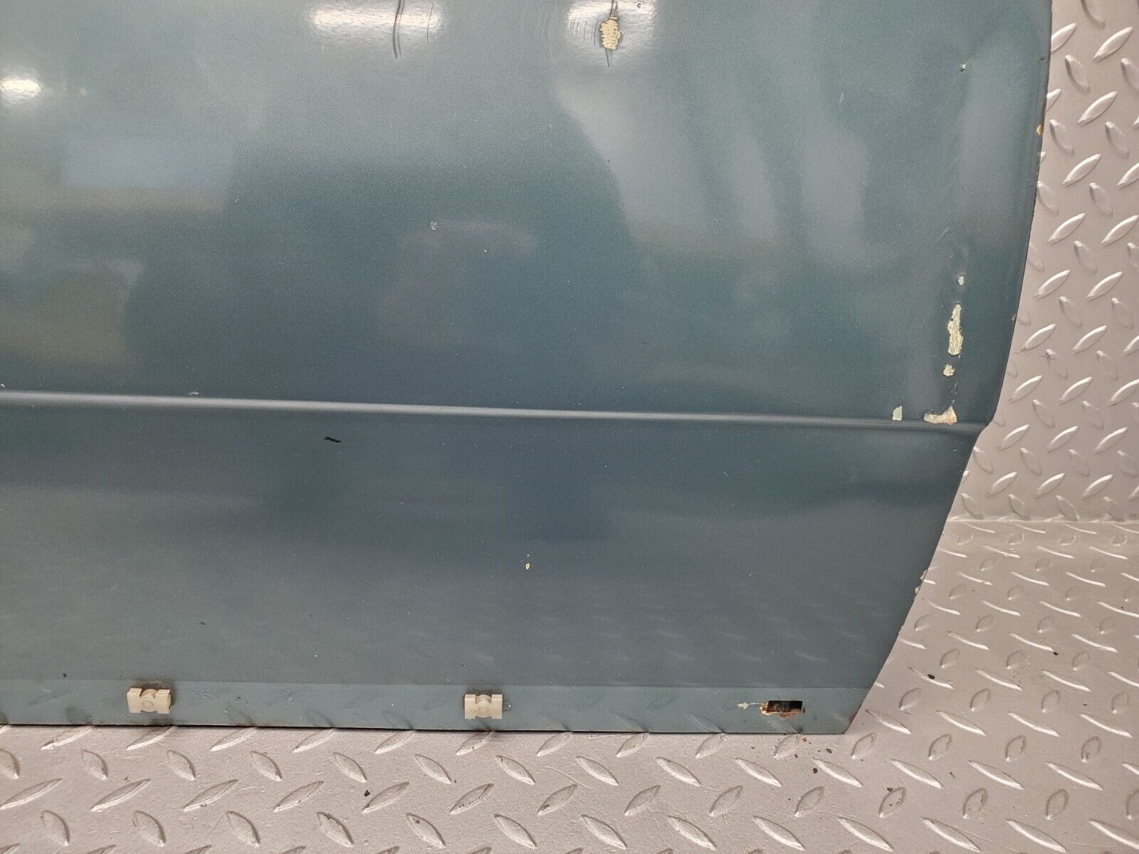 46557 Mercedes-Benz C123 280CE Coupe Left Door