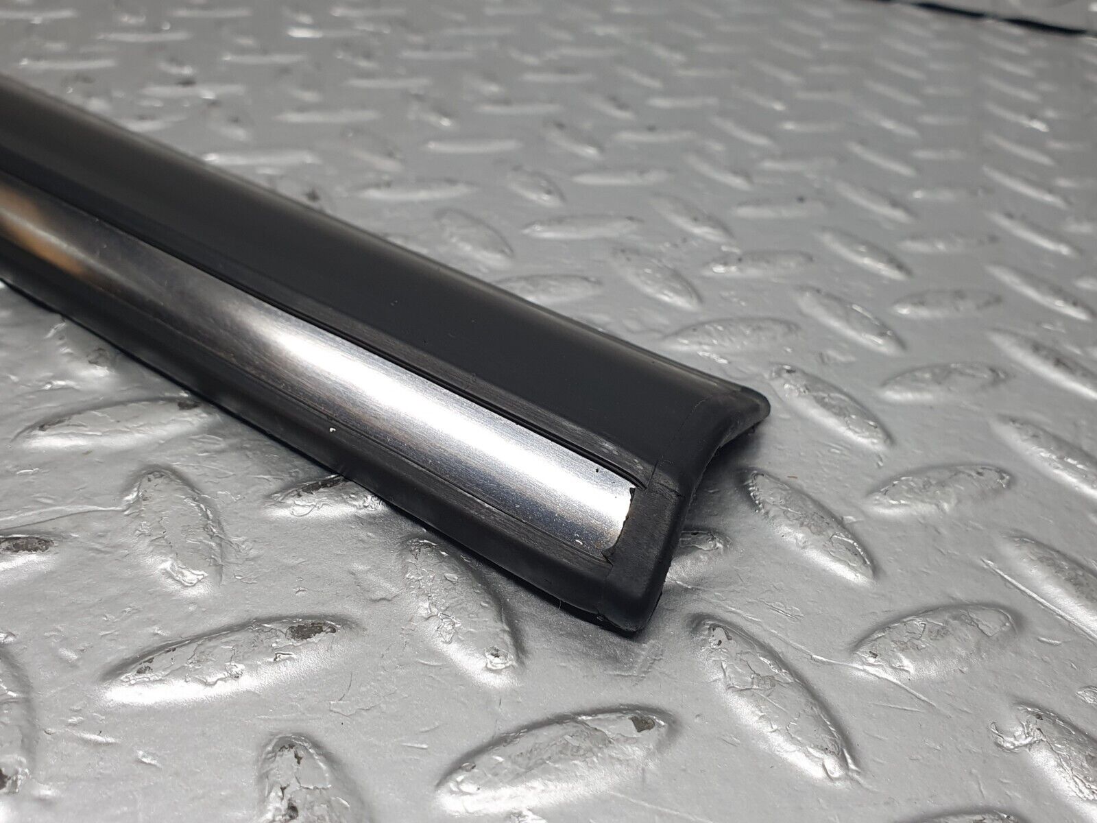 43922 Mercedes-Benz C123 230CE Coupe Left Door Lower Moulding Trim 1236903380