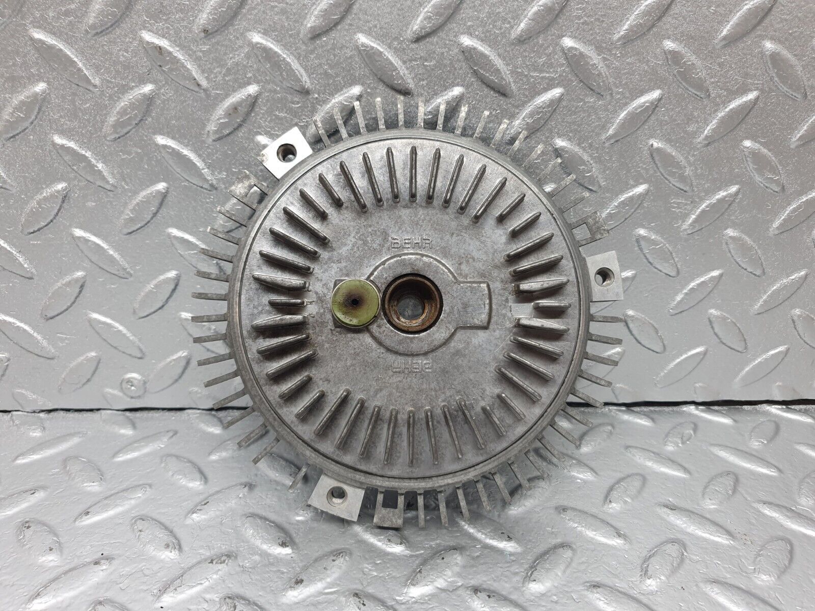 42310 Mercedes-Benz R129 320SL Coupe Engine Cooling Fan Clutch