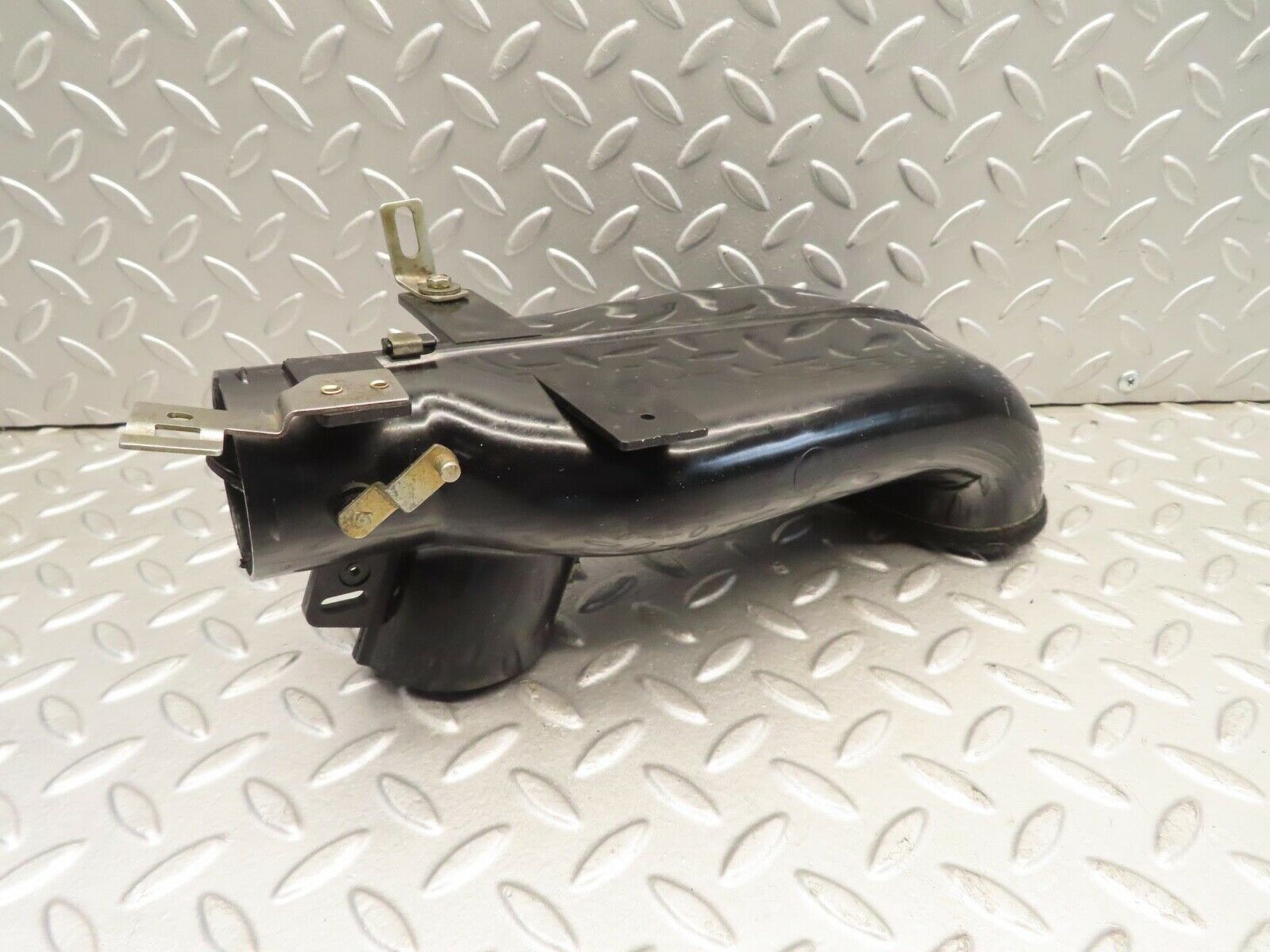 11720 Mercedes-Benz R107 450SL Heater Air Duct