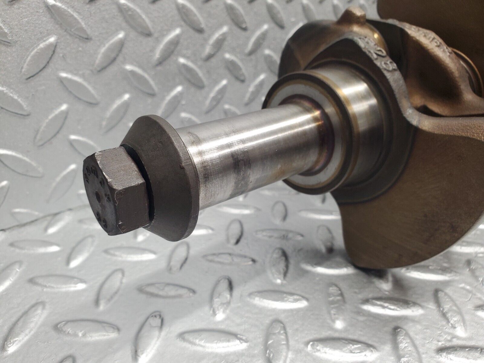 46238 Mercedes-Benz W124 280E Crankshaft