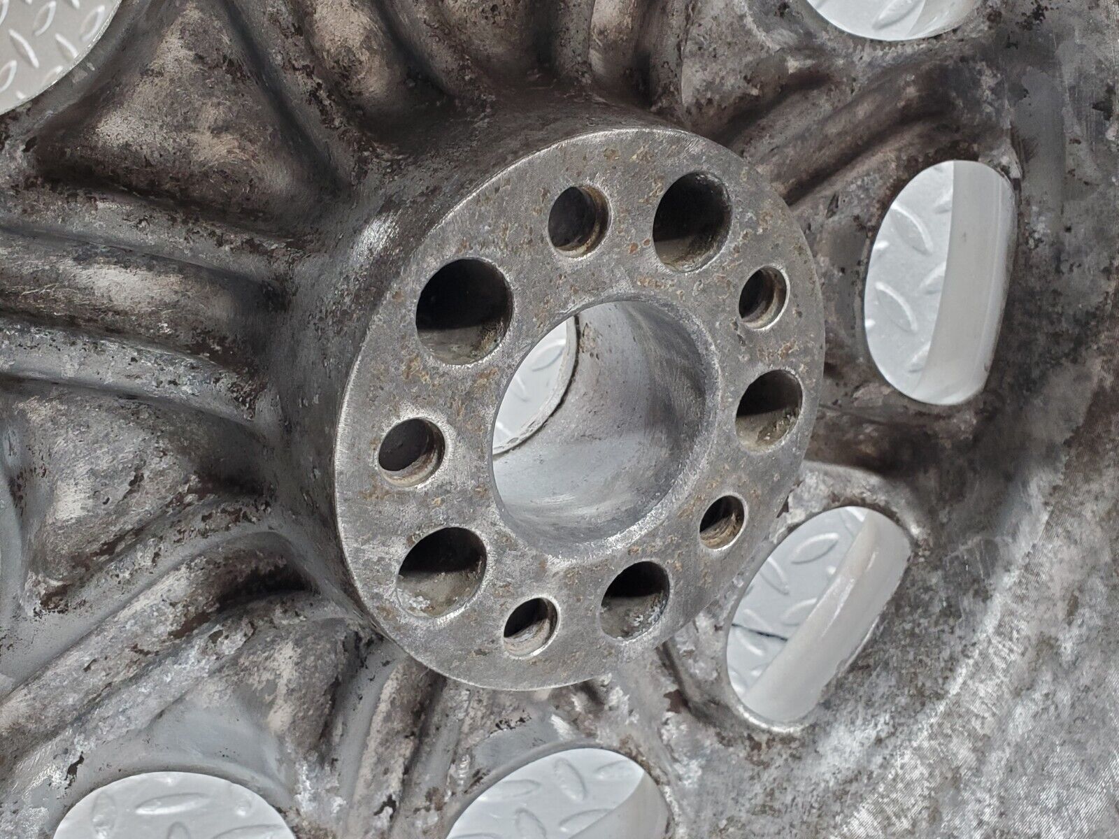 45330 Mercedes-Benz R129 Alloy Wheel 7.5Jx16H2 ET40 KBA45087