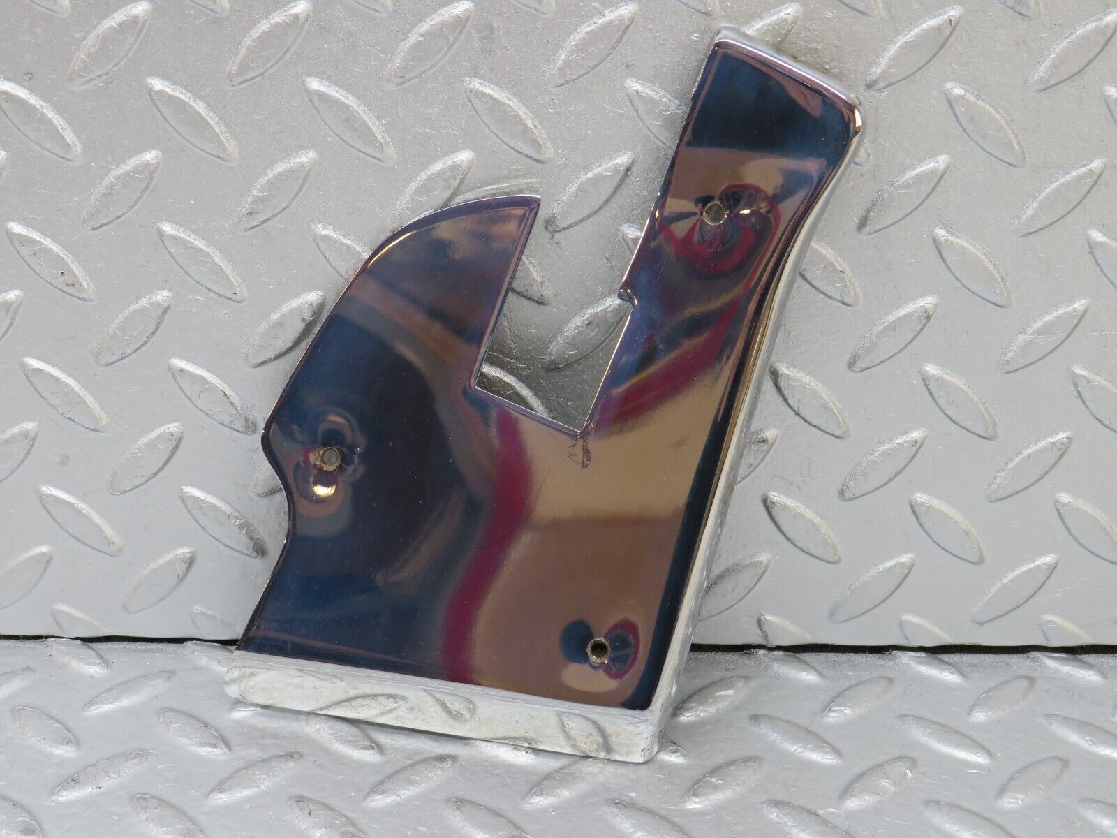 35664 Mercedes-Benz R107 280SL Left Door Chrome Cover