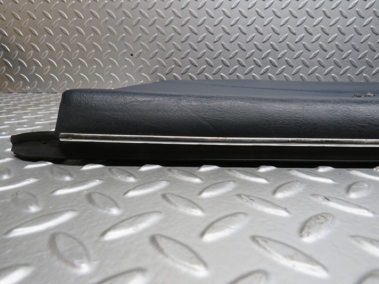 39268 Mercedes-Benz R107 500SL Right Door Card Blue