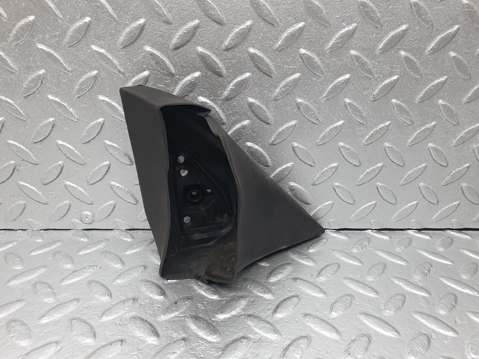 43695 Mercedes-Benz C126 380SEC Coupe Wing Mirror Rubber Seal Cover Right 1268110495 1268110861