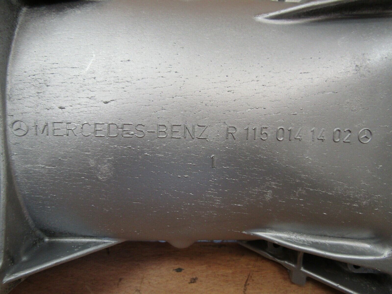 0900 Mercedes-Benz W123 240D Oil Pan 1150141402