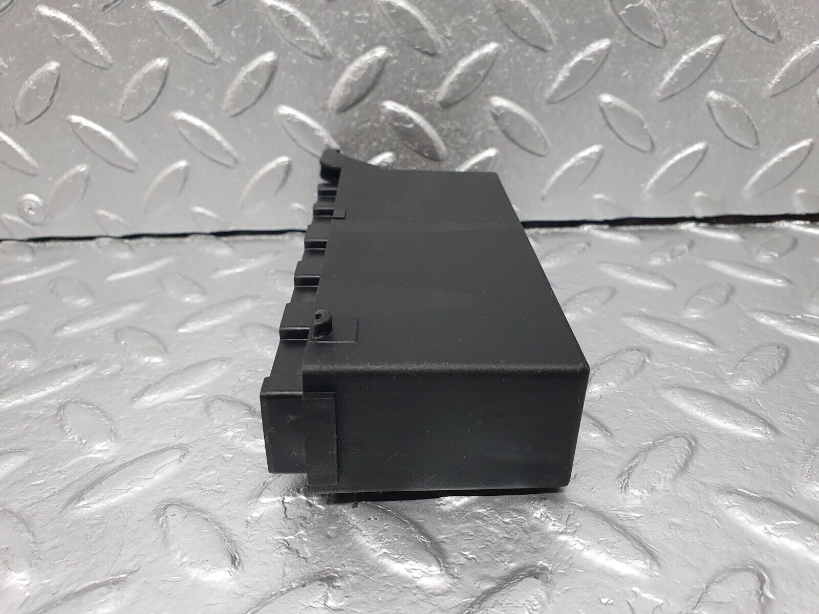 41863 Mercedes-Benz W202 C200 Light Control Unit Hella 2025420532