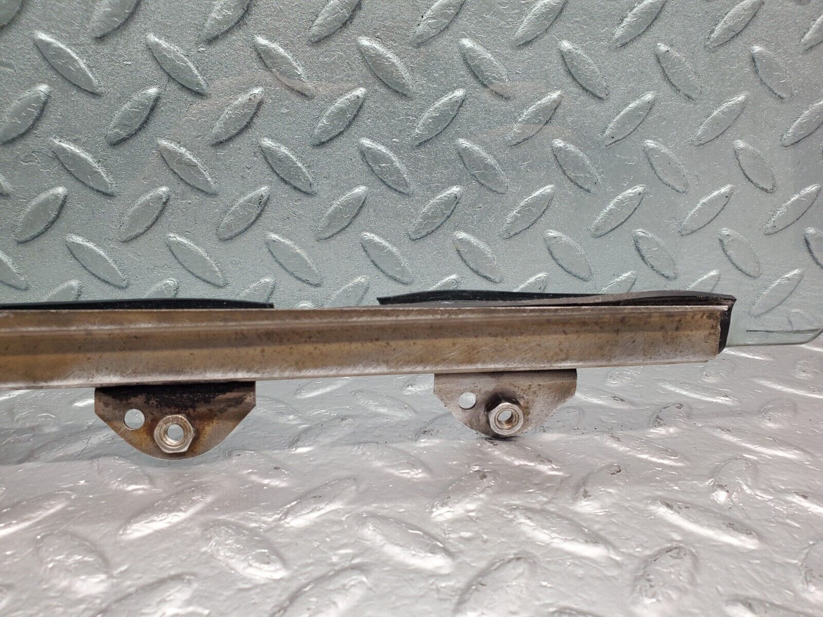 46432 Mercedes-Benz C123 280CE Coupe Rear Left Window Glass