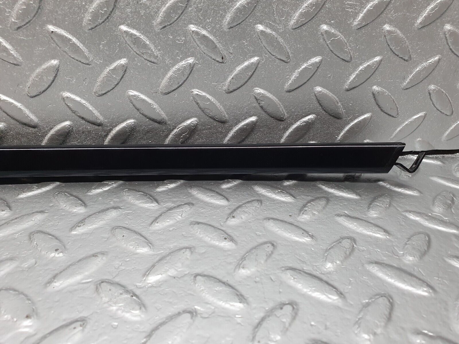 41963 Mercedes-Benz W202 C200 Rear Right Door Window Channel