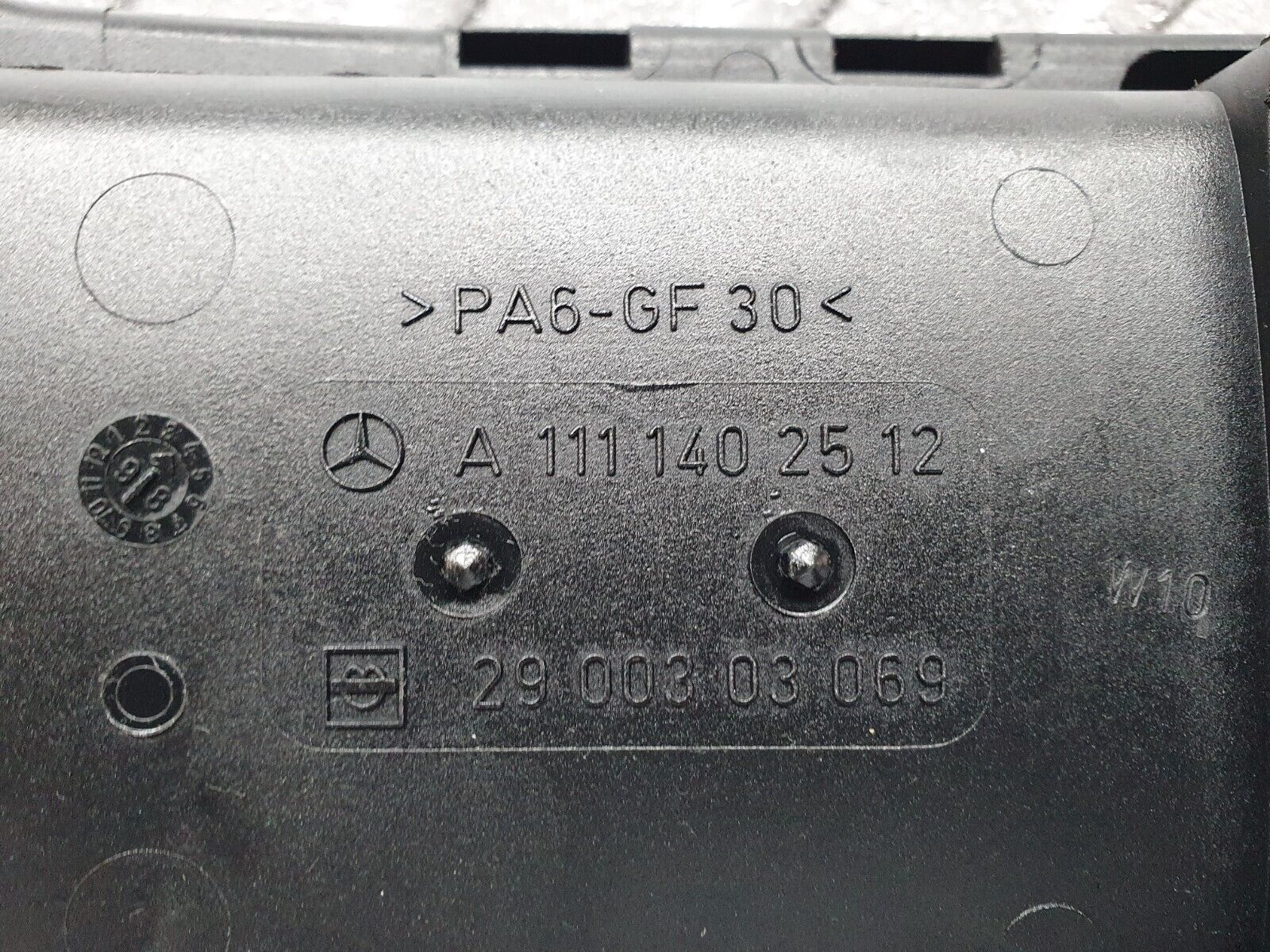 42115 Mercedes-Benz W202 C200 Air Intake Pipe 1111402512