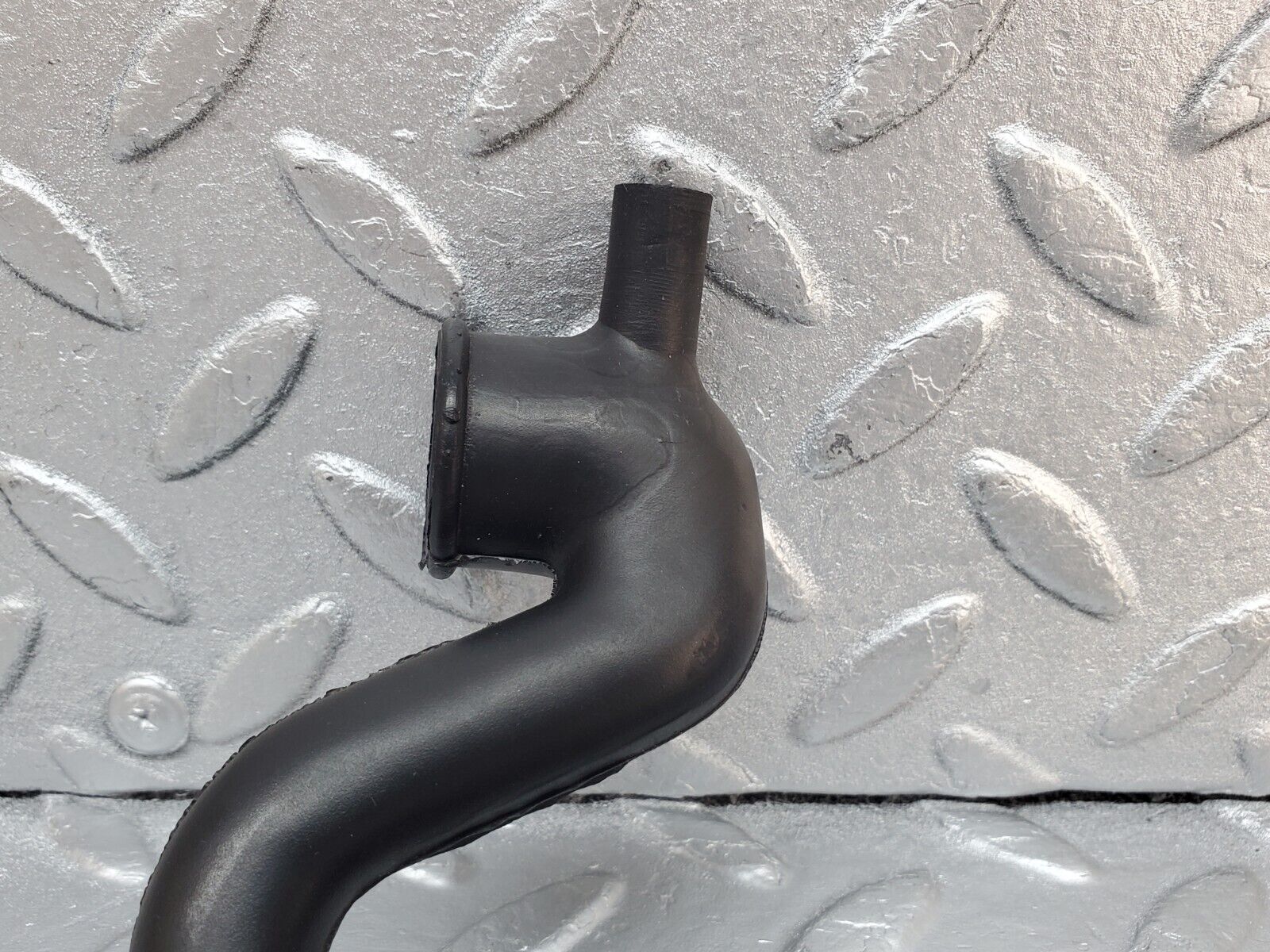45399 Mercedes-Benz 280E M110.983 Air Intake Pipe 1100942482