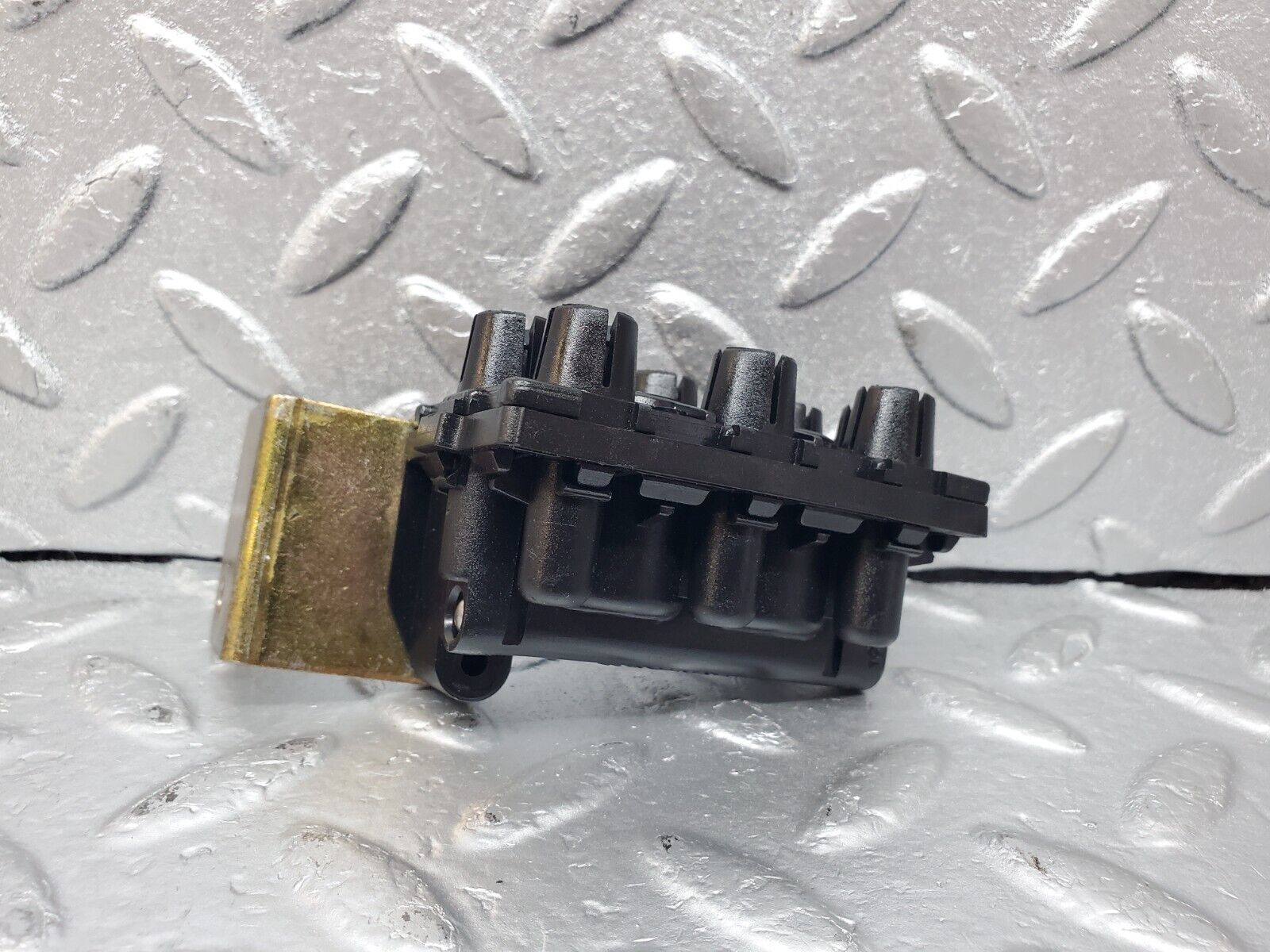 45002 Mercedes-Benz R129 300SL Coupe Vacuum Pump Distribution Unit 1298001478