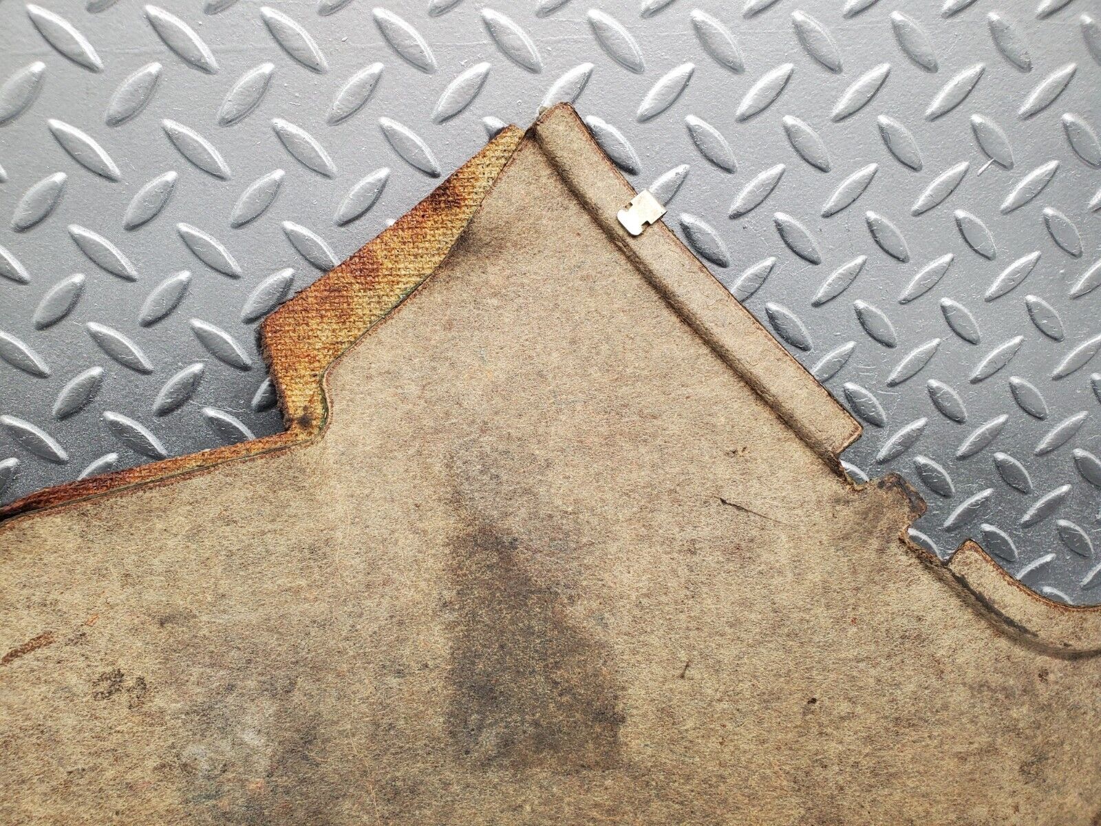 46414 Mercedes-Benz C123 280CE Coupe Centre Console Carpet Right Side Black