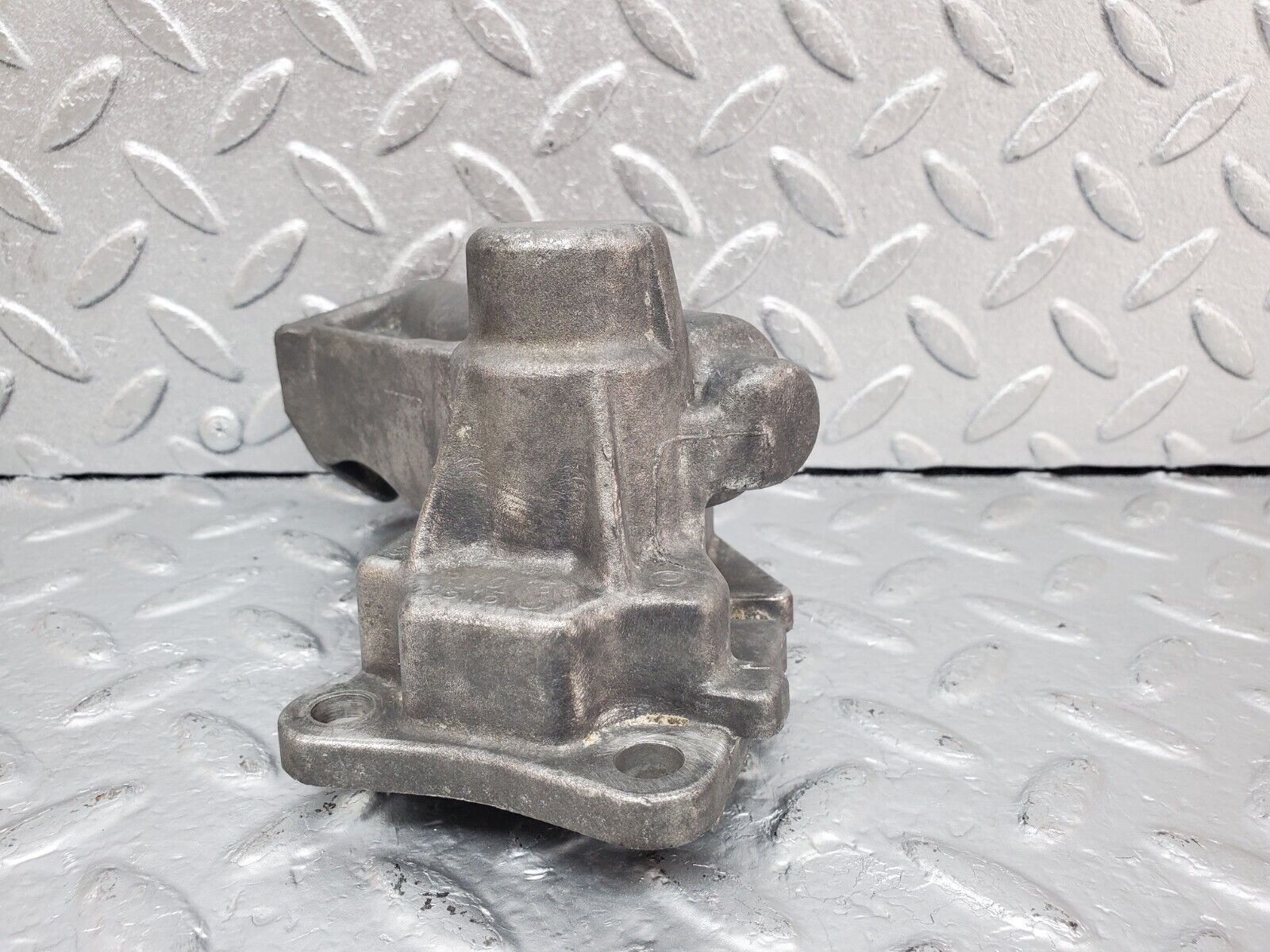 44399 Mercedes-Benz W123 280E Ignition Distributor Housing 1101580515