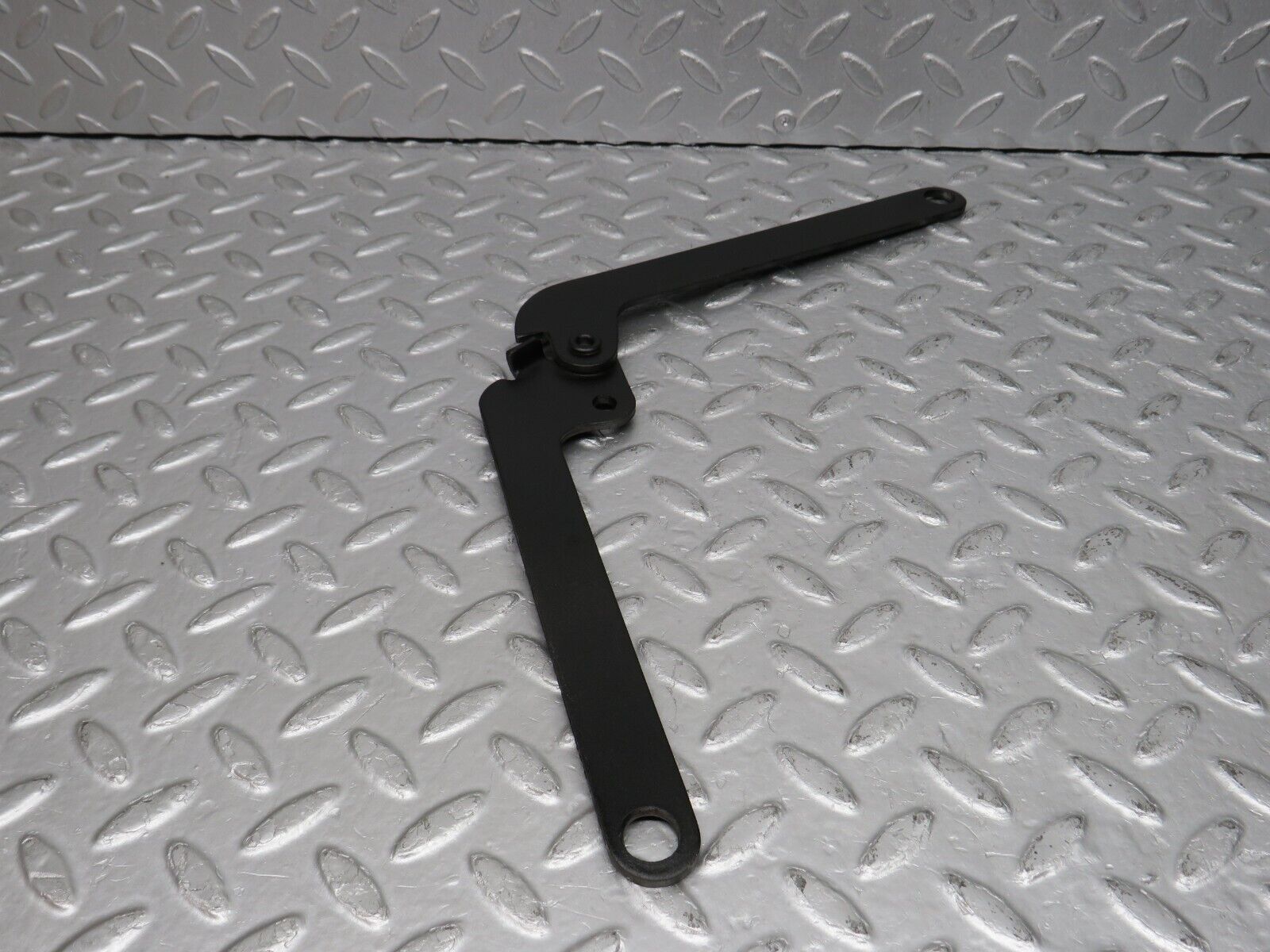 39260 Mercedes-Benz R107 500SL Bonnet Hinge Right Side
