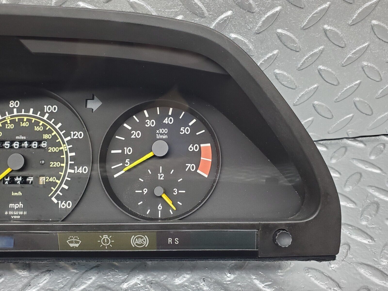 45841 Mercedes-Benz W126 420SE Instrument Cluster 1265428801