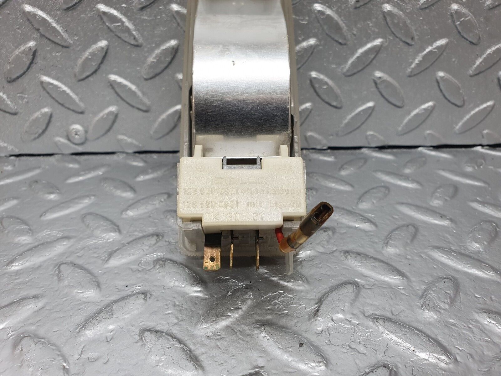 43585 Mercedes-Benz C126 380SEC Coupe Interior Dome Light 1268200801 1268200901