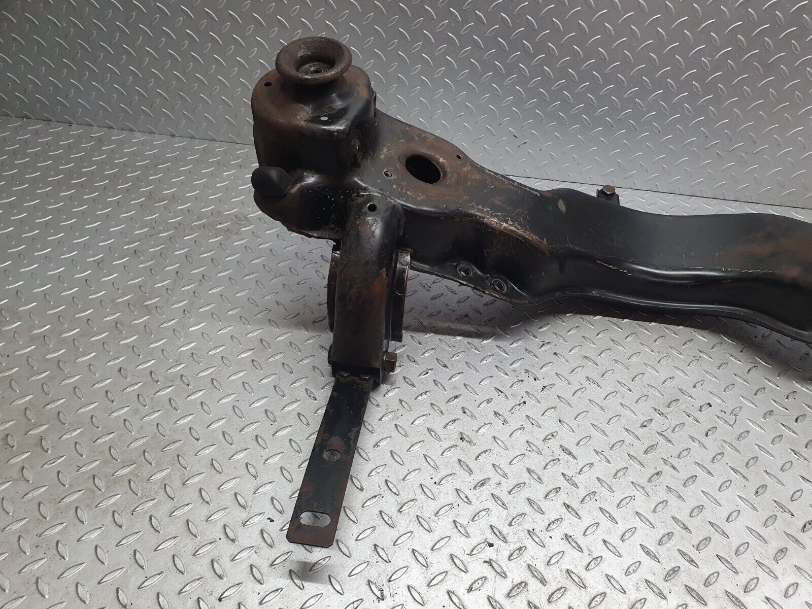 43483 Mercedes-Benz W108 280SE Front Subframe Engine Carrier Cradle