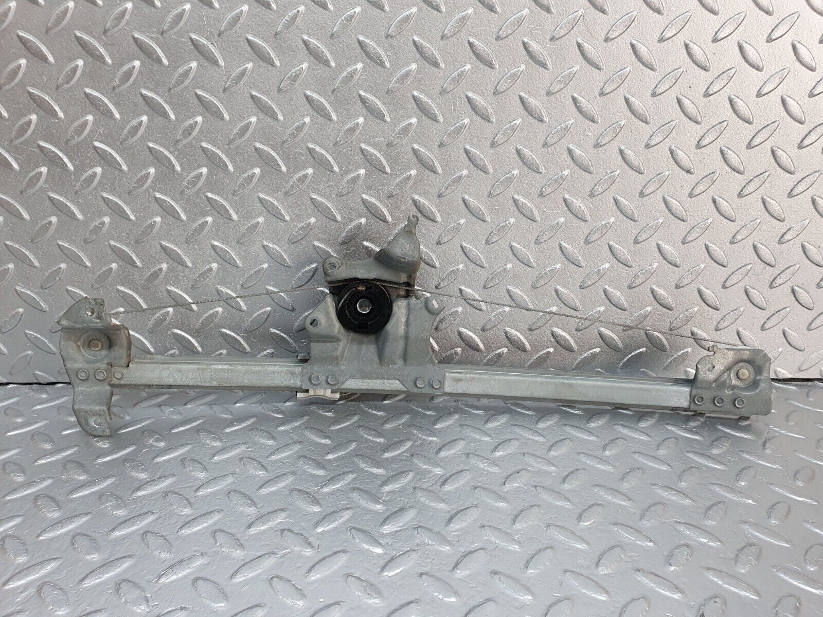 41941 Mercedes-Benz W202 C200 Rear Right Power Window Regulator