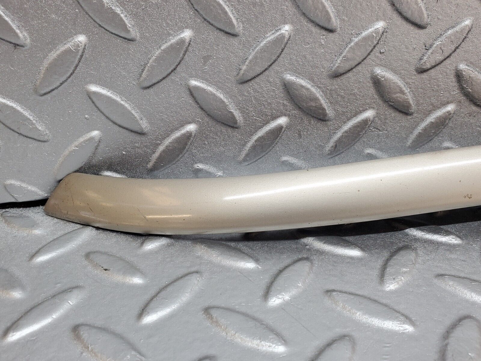 45807 Mercedes-Benz W126 420SE A Pillar Exterior Trim Left Side 1266981598