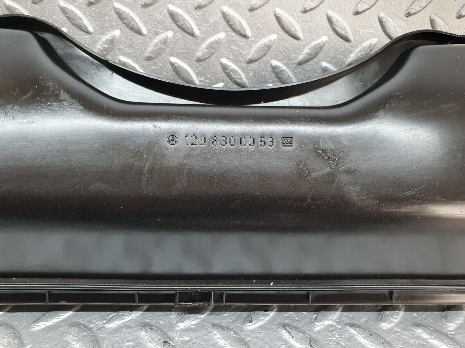 42586 Mercedes-Benz R129 320SL Coupe Cabin Filter Housing 1298300053